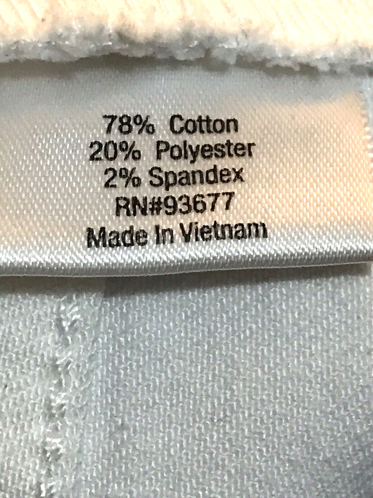 White Skinny Leg Pant Size 18W Pockets 78%Cotton/20%Poly/2%Spandex St John’s Bay
