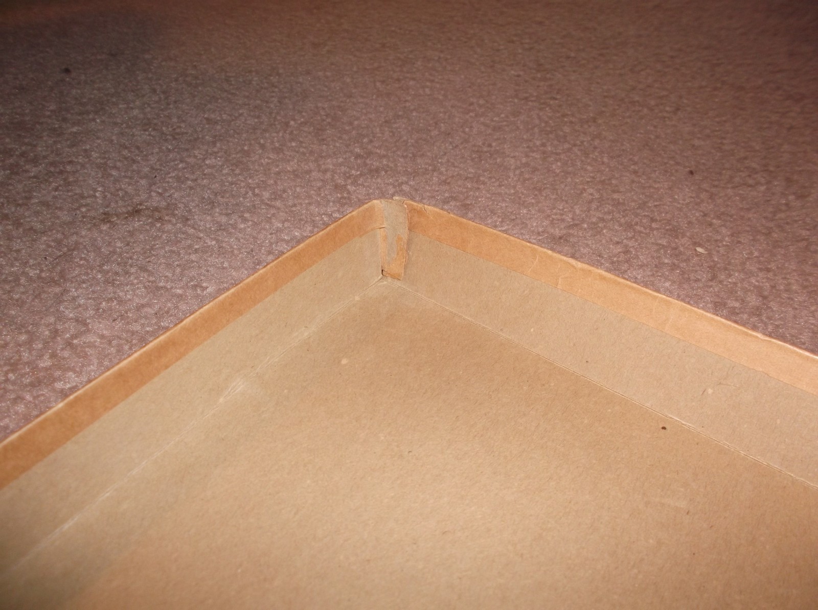 VINTAGE The Emporium Hat Box 11 1/4″ x 11 1/4″ x 7 1/4″
