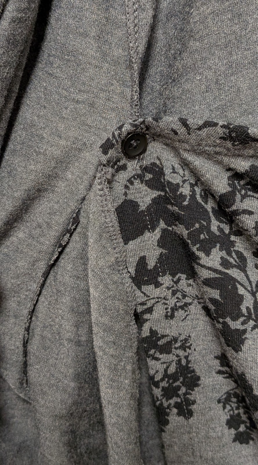 Cuddl Duds Softwear w/ Stretch Women’s Pullover Hoodie Floral Gray/Black M