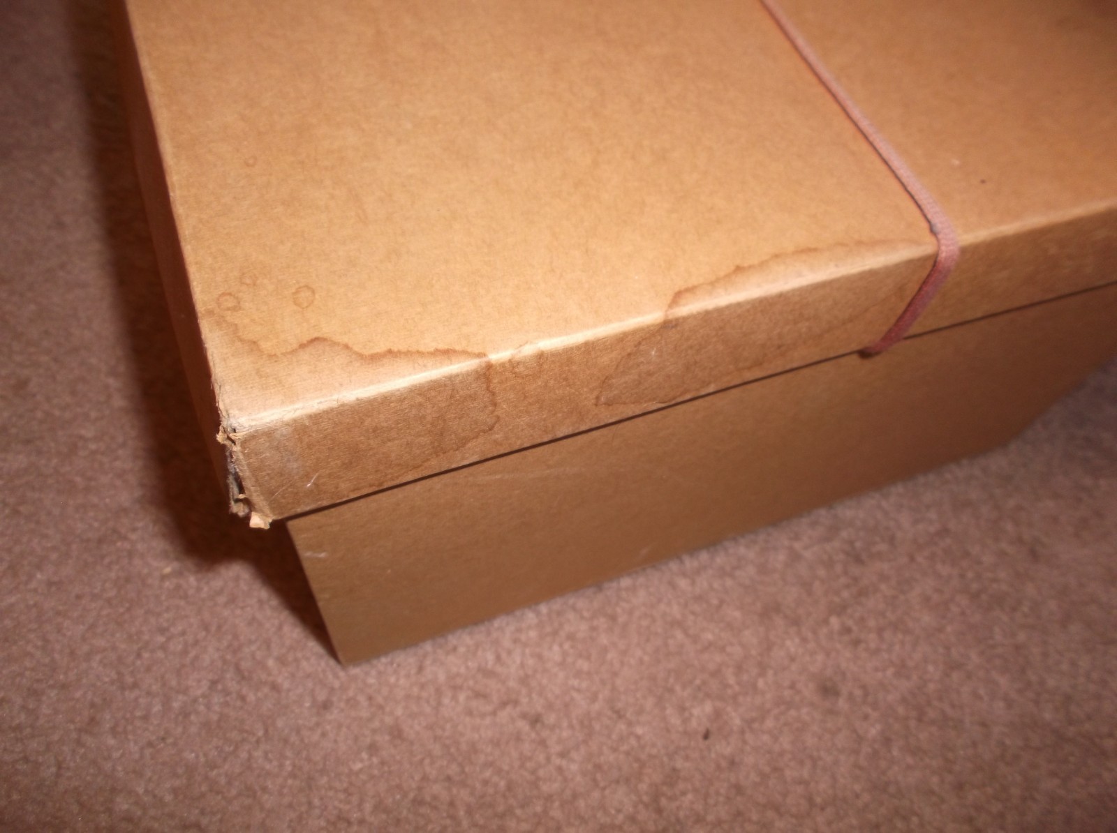 VINTAGE The Emporium Hat Box 11 1/4″ x 11 1/4″ x 7 1/4″