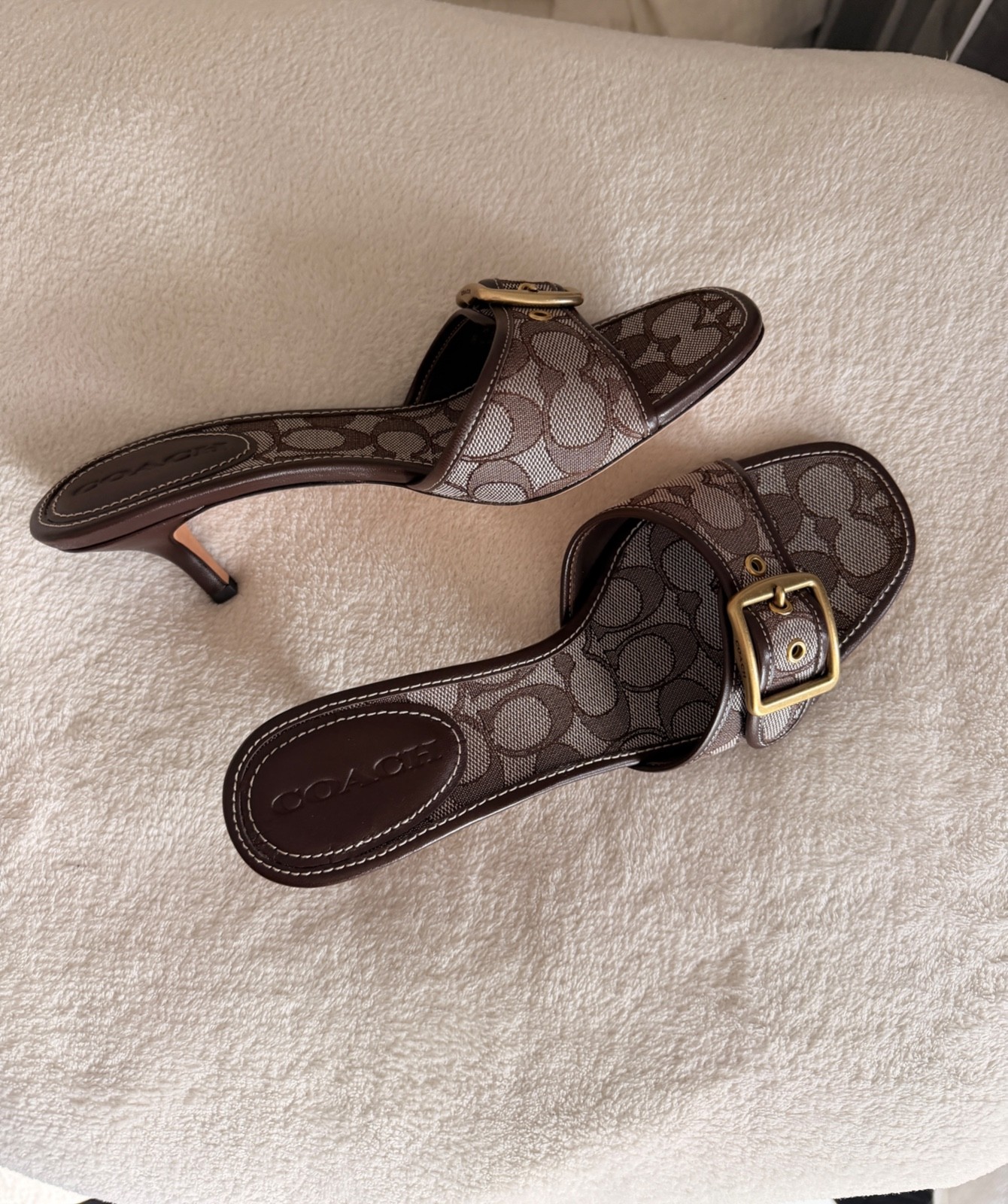 coach kitten heels size 8 new