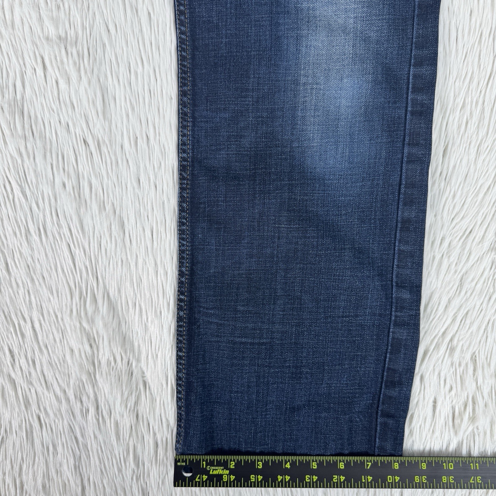 Diesel Industry Larkee Blue Dark Wash Mid-Rise Straight Leg Denim Jeans Men’s 33