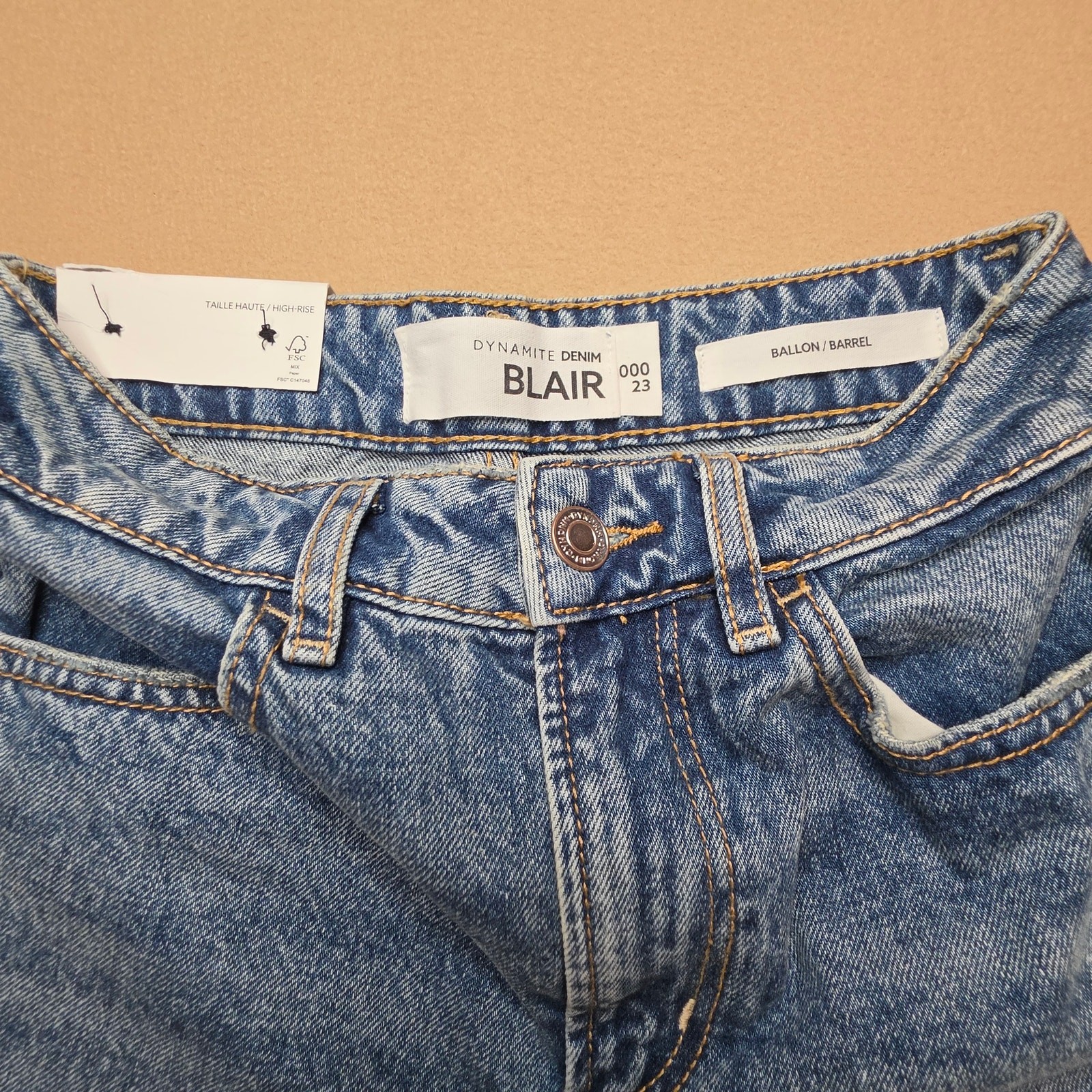 Dynamite Blair Barrel Balloon Jeans Sz 23R NWT