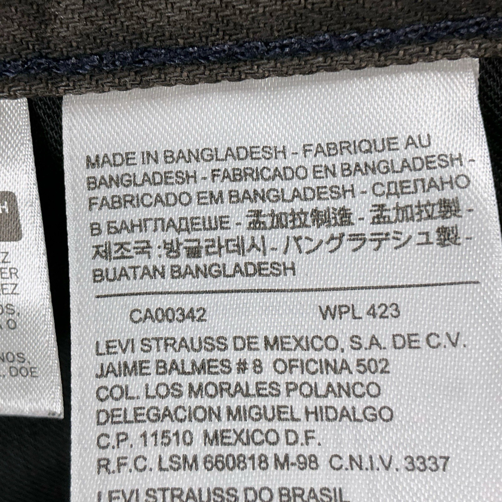 Levis Jeans Men 40×30 (ACTUAL 40×29) Dark Brown 569 Two Horses Coated