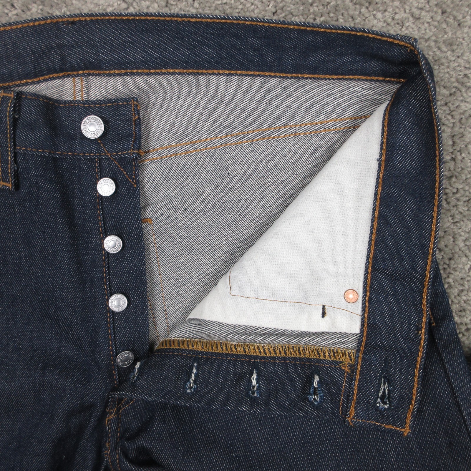Levis Jeans Mens 32×32 Blue 501 Button Fly Original Straight Raw Denim Rigid Zip