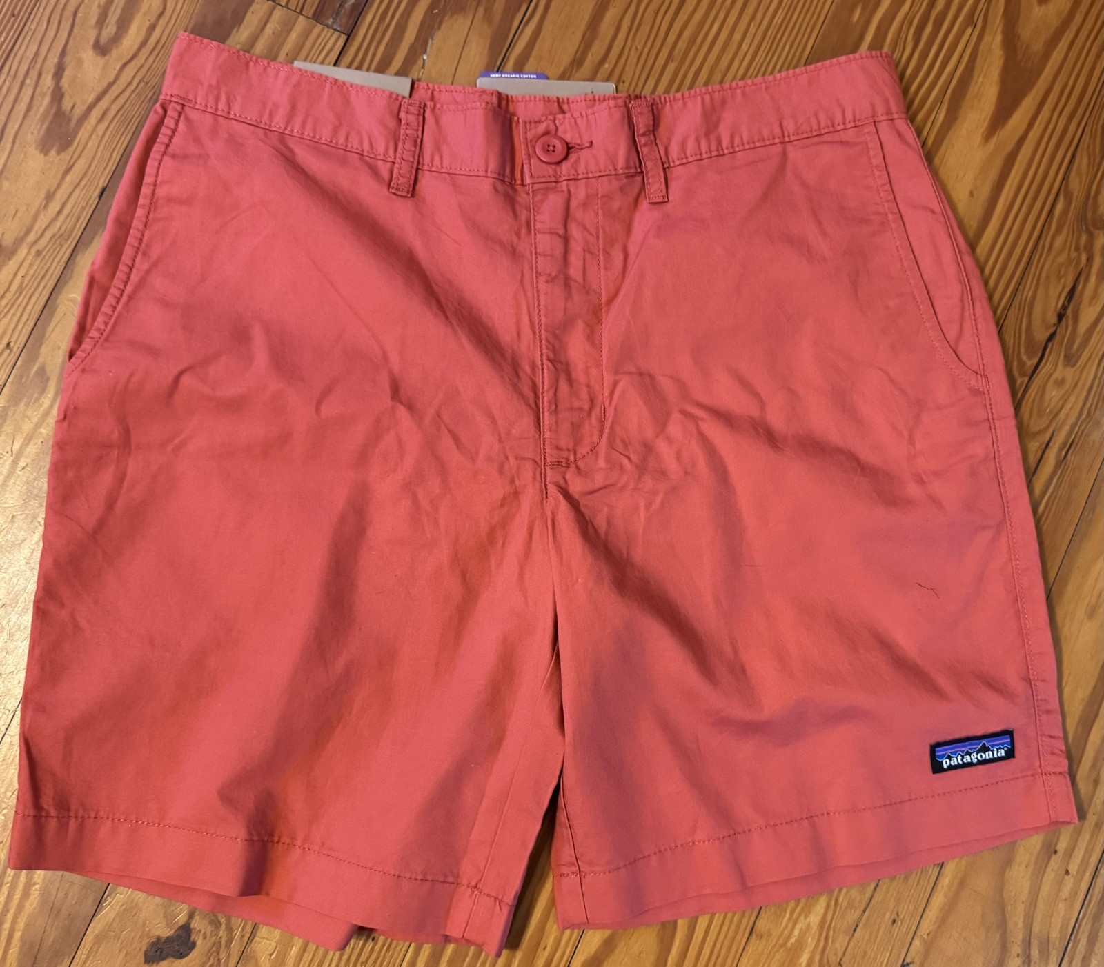 Patagonia Men’s Lightweight All Wear 32 in. Hemp Shorts 8″ Inseam Sumac Red NWT