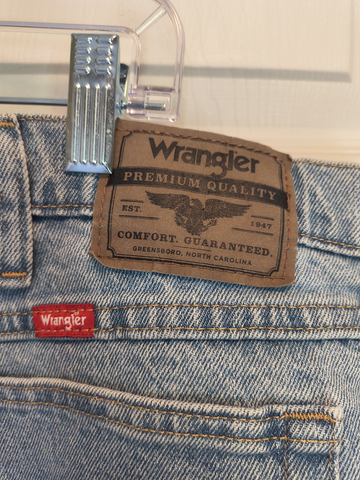 Wrangler Five Star Premium Men’s Relaxed Jeans Blue Light Wash Stretch 46×30