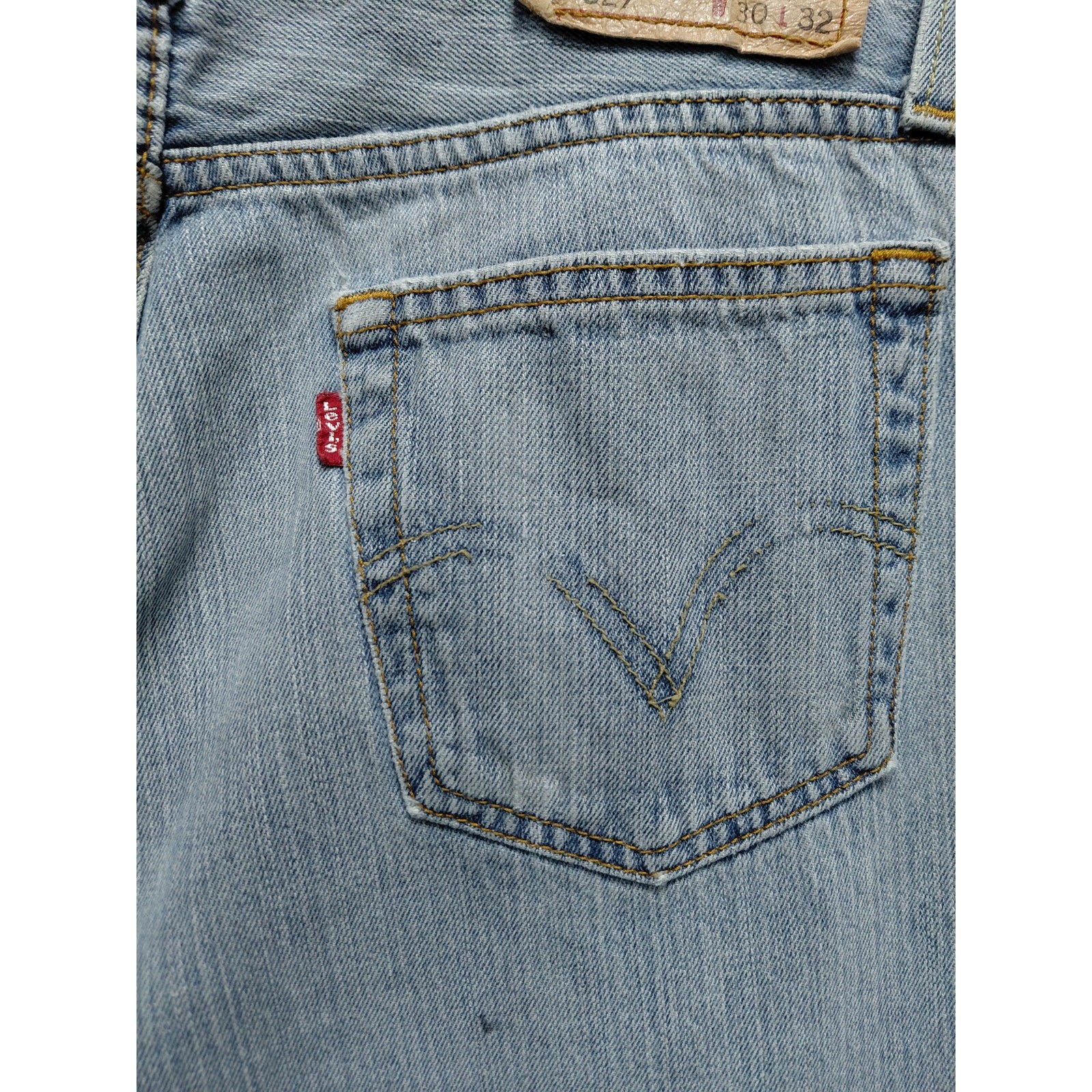 Levi’s 527 Low Boot Cut Jeans Light Wash Low (8-10 in) Regular Denim Size 30×32