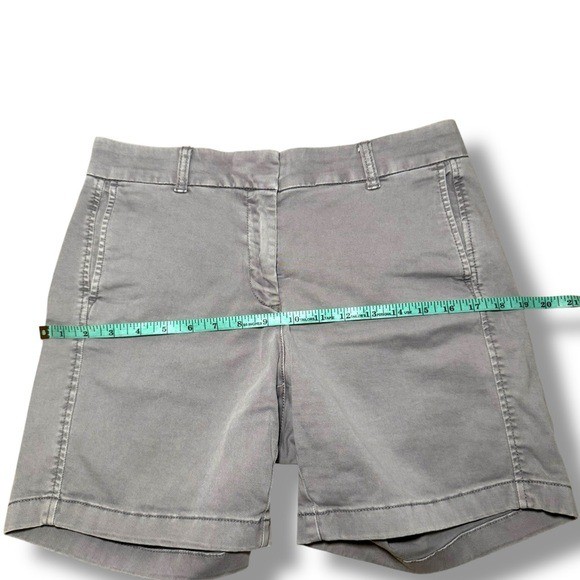J. Crew Light Gray Women’s Shorts 7″ Inseam Sz 6 EUC