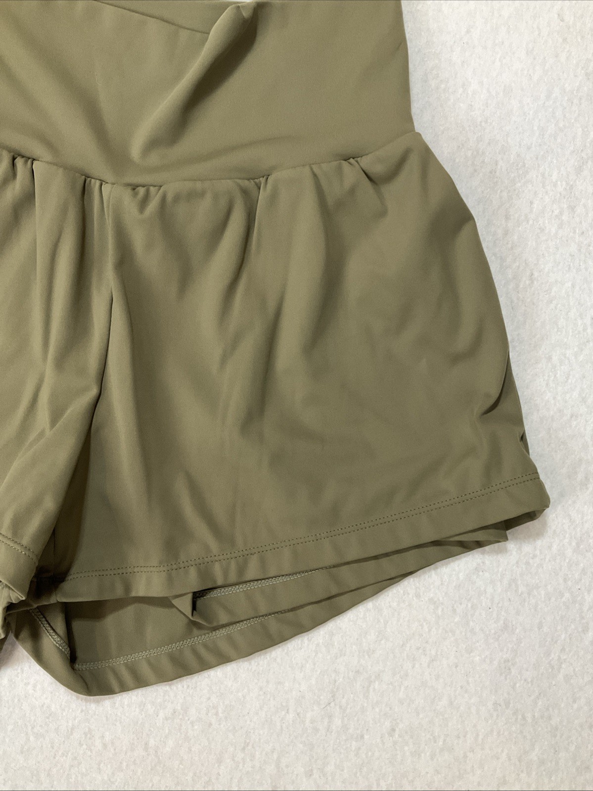 Halara High Waist Flowy Active Shorts Double Layer Medium Athletic Tennis Green