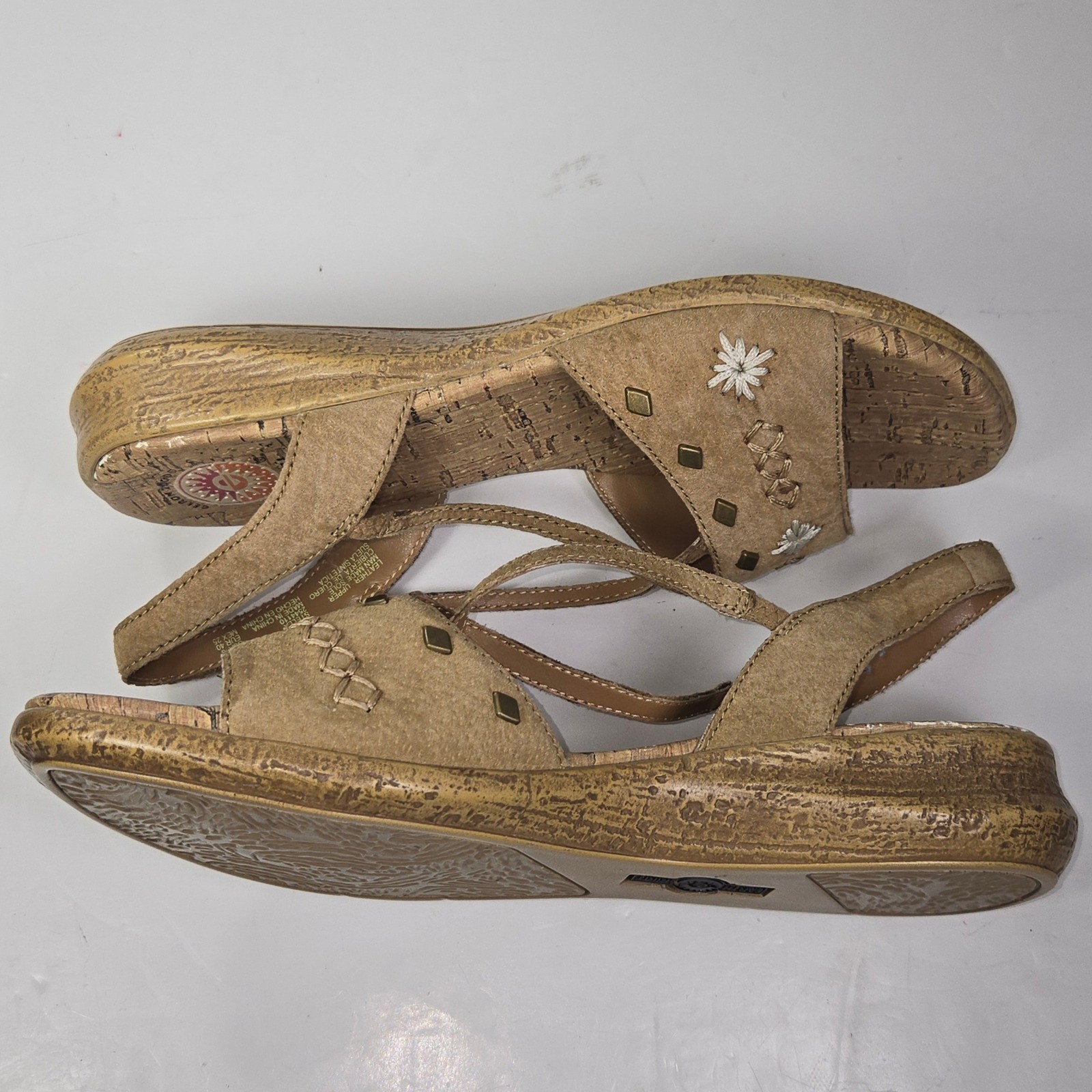 Earth Spirit Stella Tan Leather Embroidered Cork Wedge Sandals Womens 9 2544124