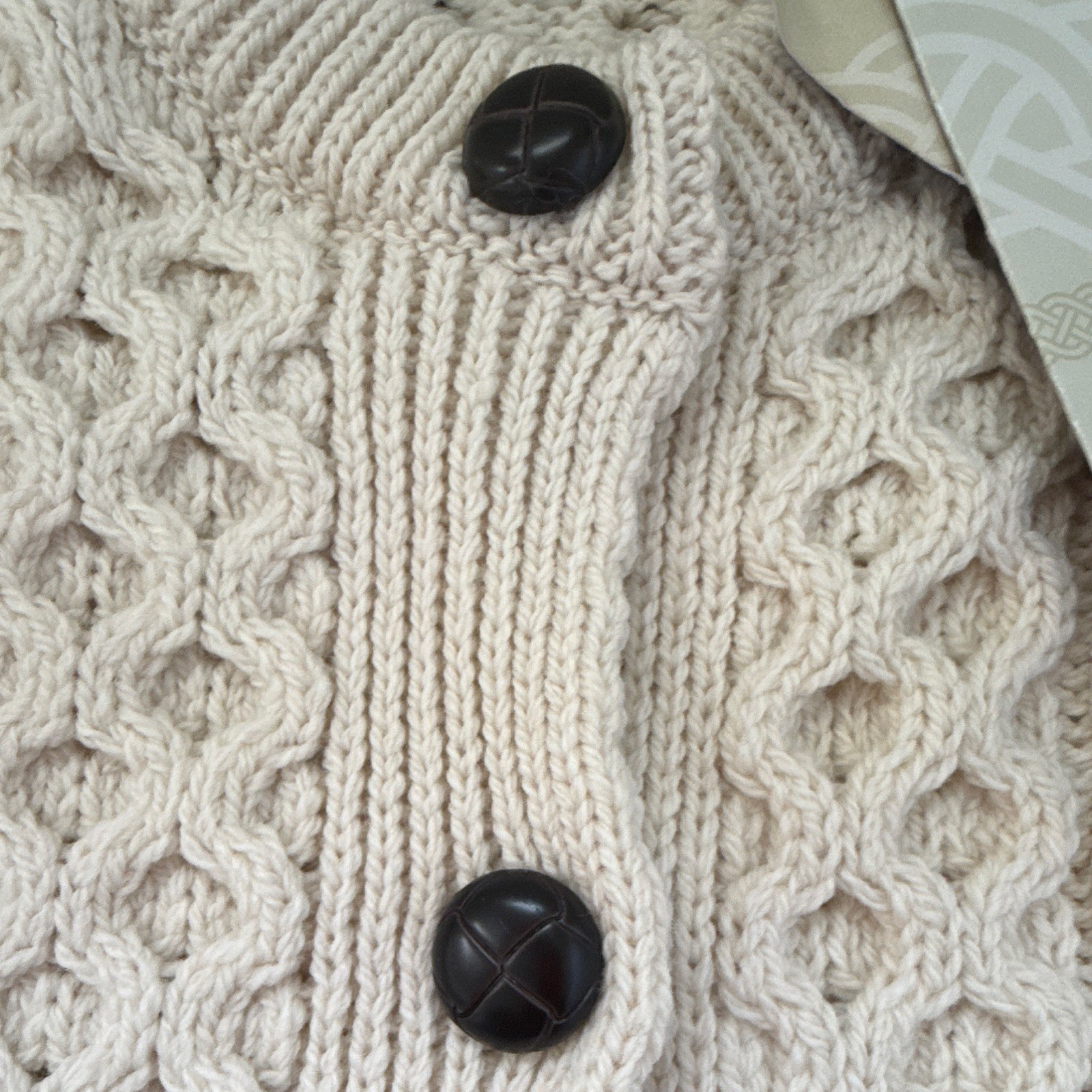 Aran Sweater Ireland Women’s Ivory Wool Cable-Knit Button Cardigan Sweater M