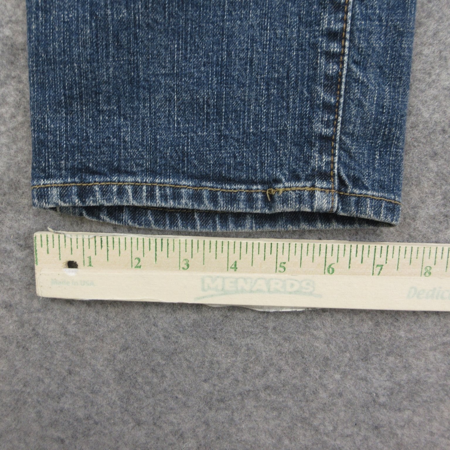 Signature by Levi Strauss Men’s Blue Denim Mid Rise Straight Jeans 35×29