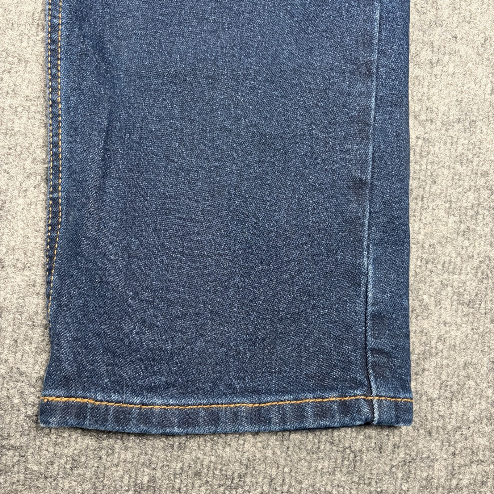 NWT Levis Mens 502 Taper Fit Jeans Blue Stretch Denim Zip Fly 34×32 Tapered