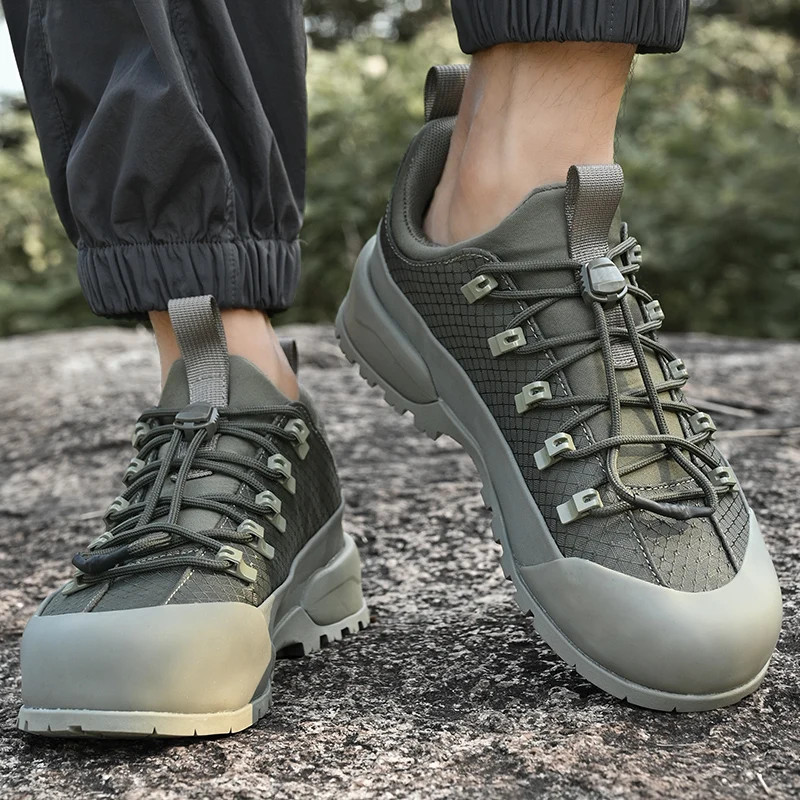 Men’s Lightweight Sneakers Casual Walking Non-Slip Breathable Mesh Sports Shoes