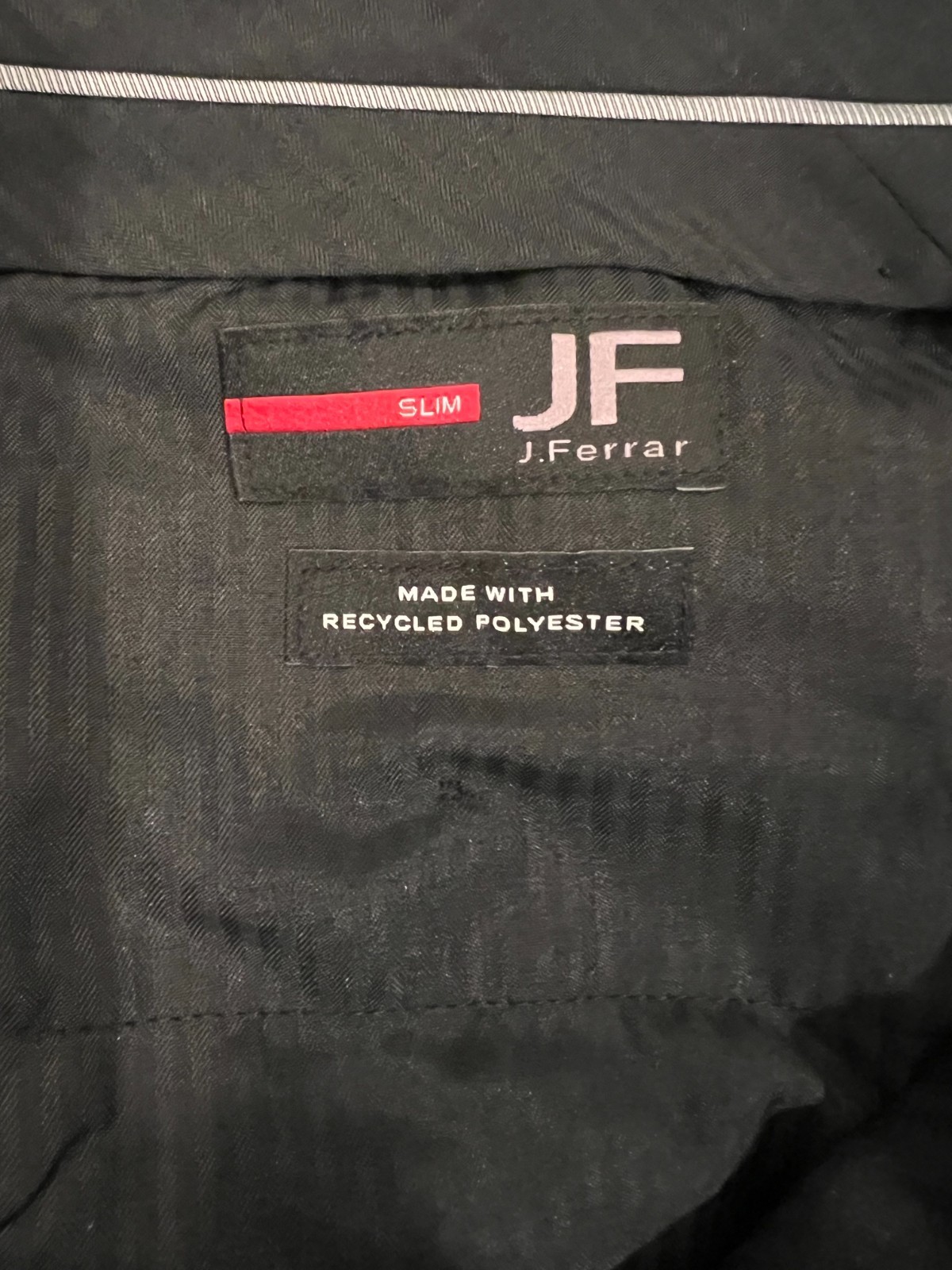 Men’s J. Ferrar Ultra Comfort Mens Stretch Suit and shirt , 30×32, 34 reg