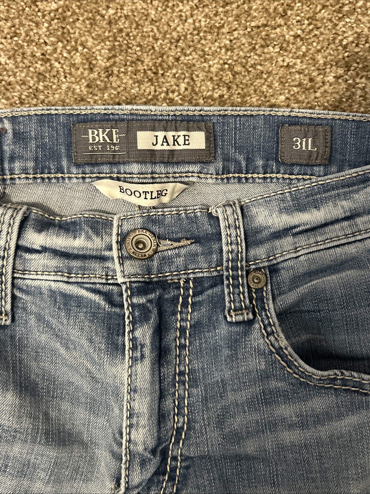 BKE Jake Jeans Men, Blue Bootleg Stretch Light Wash, Whiskered, 31L