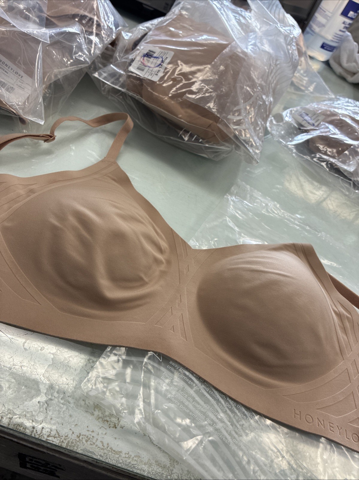 Honeylove Silhouette Wireless Bra Woman’s Sz Small Sand Shaping Comfort