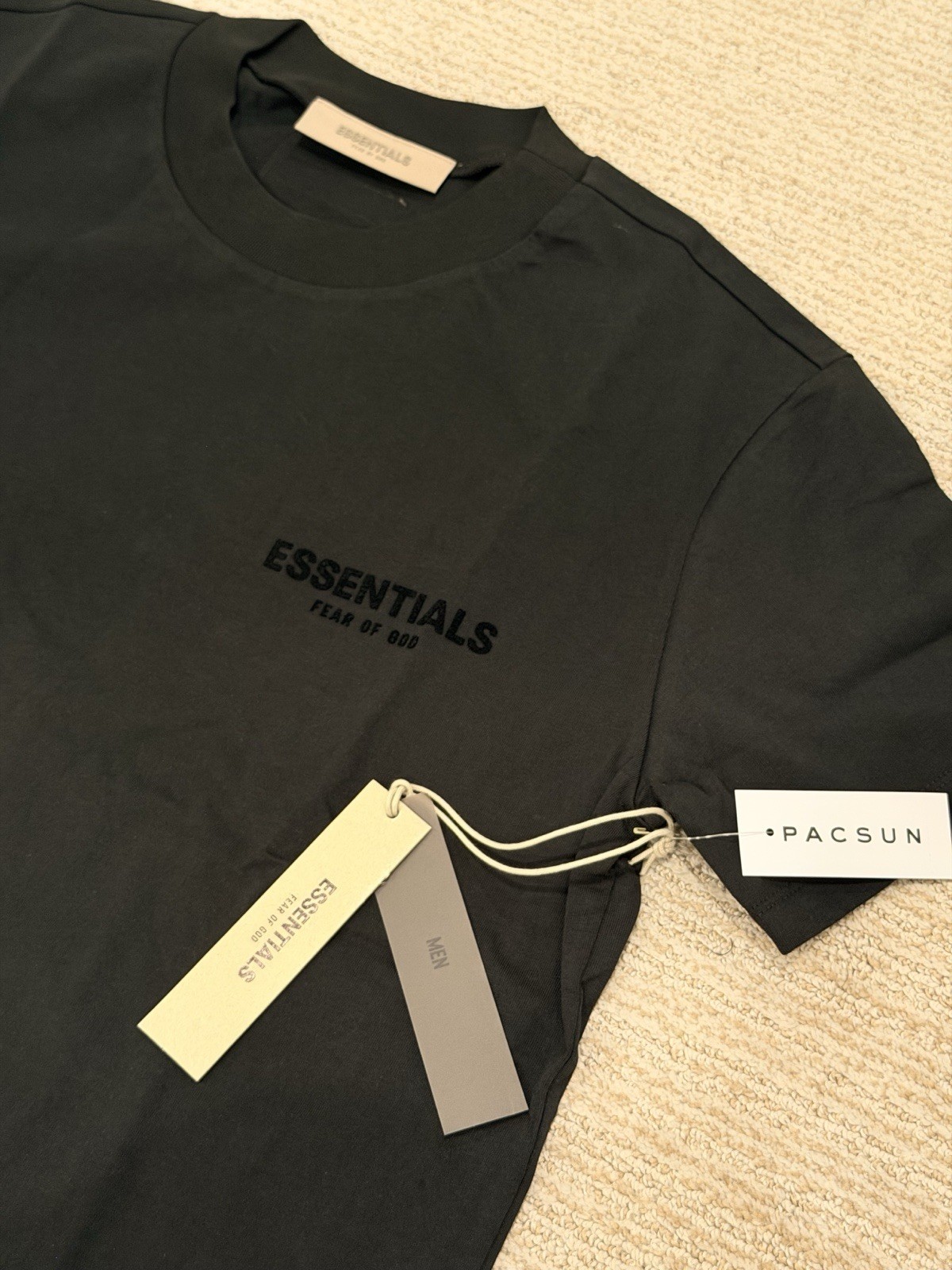 Fear Of God Essentials Black T-Shirt Men’s Tee NWT FOG Streetwear PacSun