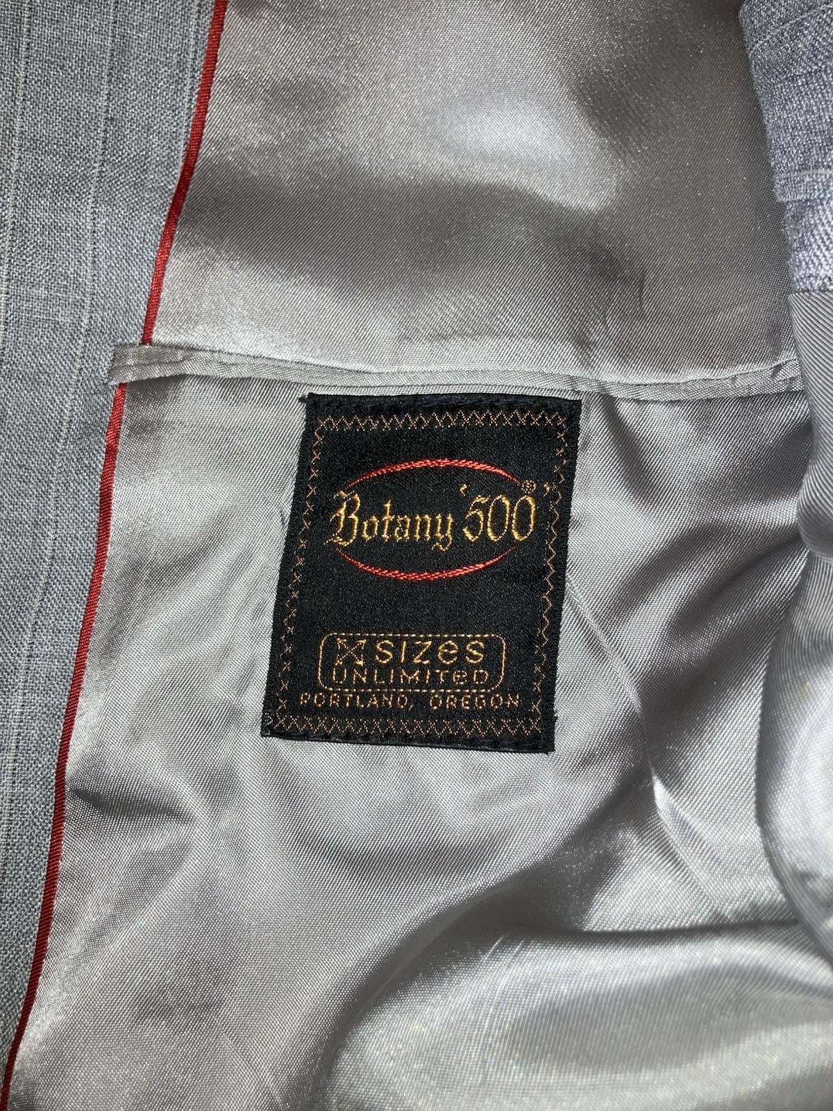 Botany 500 Men’s Grey Tuxedo 44R Excellent Condition
