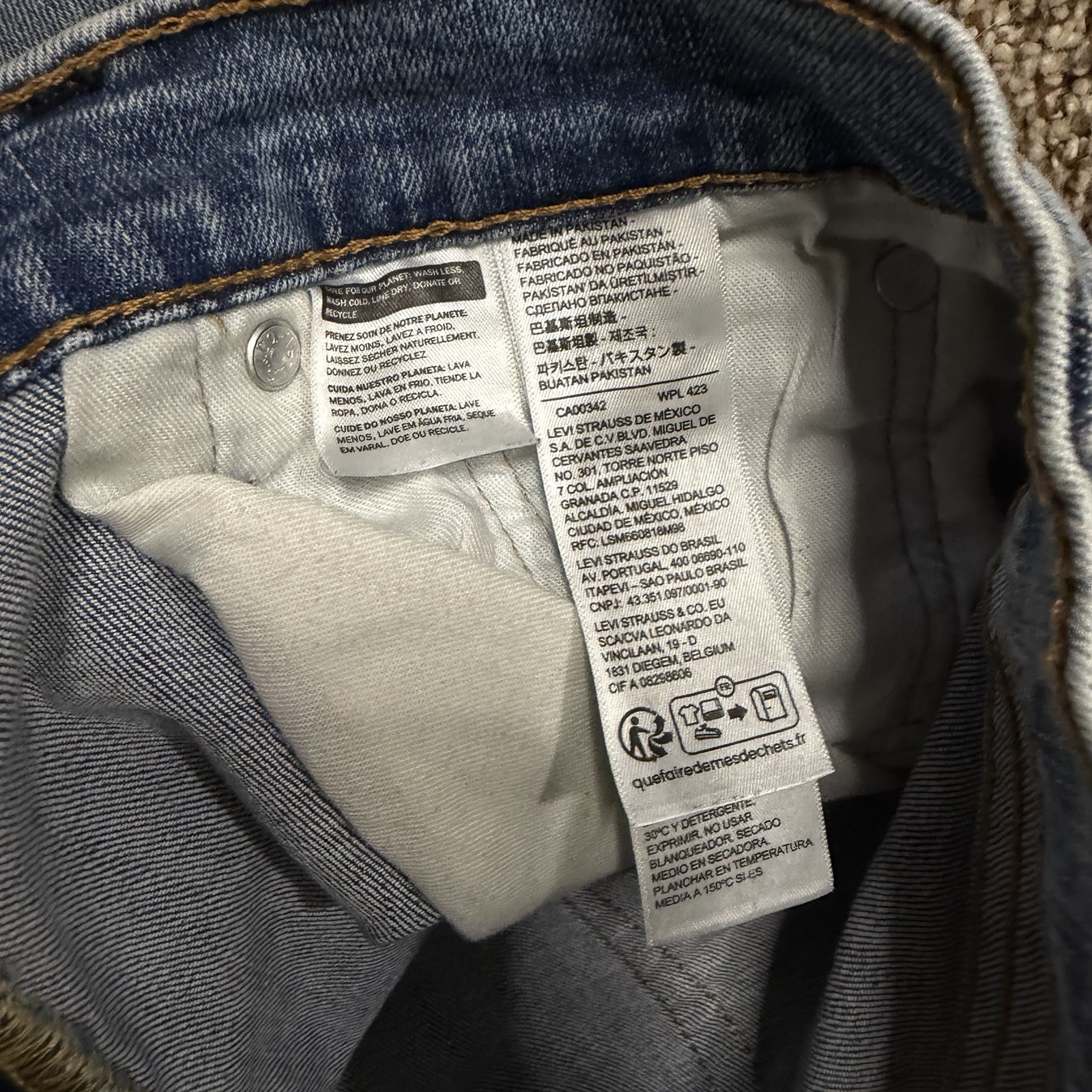 Levi’s 511 Slim Fit Jeans Men’s 29×30 Blue Light Wash Denim Red Tab