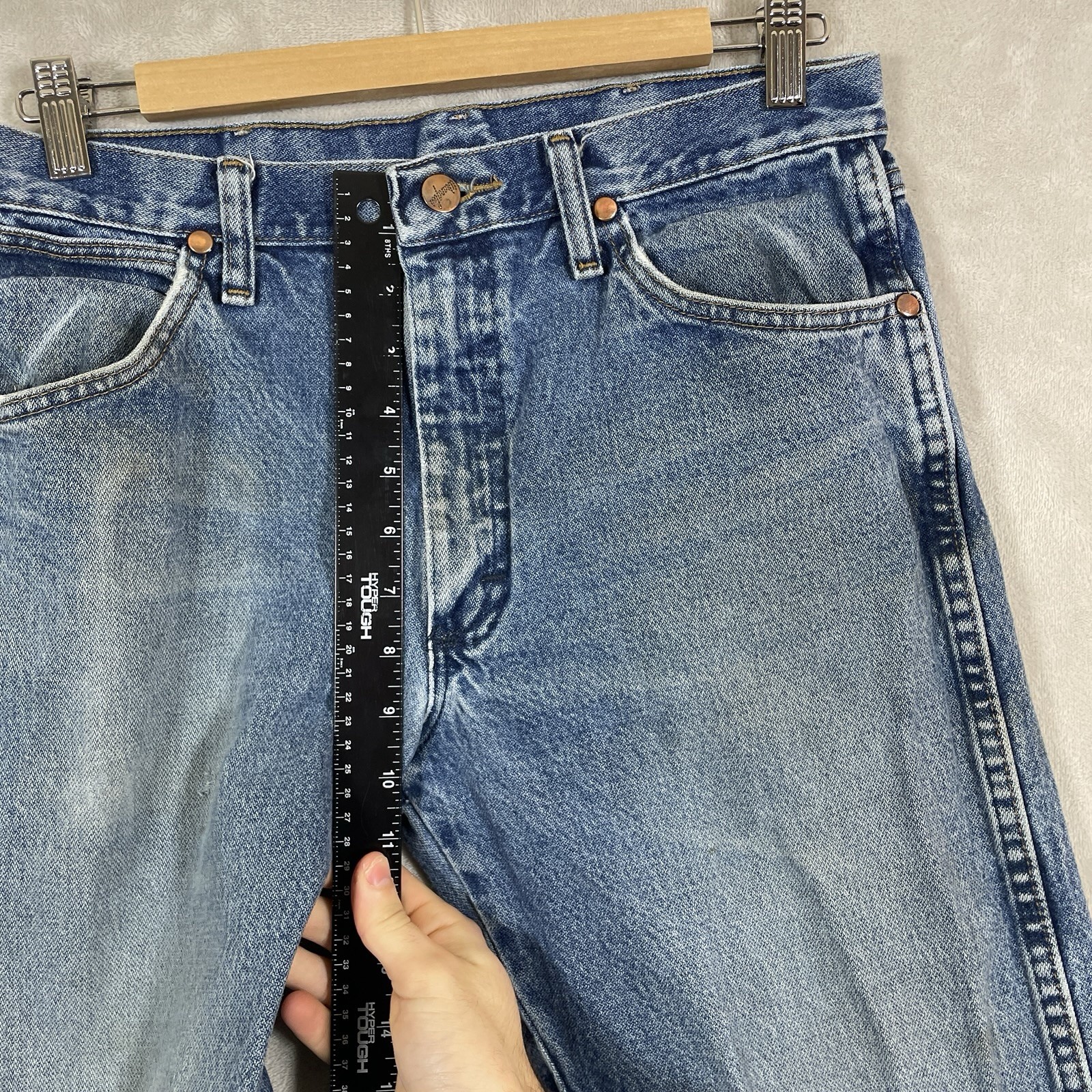 Wrangler 13MWZ Jeans 30×34 (fit 29×32) Cowboy Cut Whisker Distressed Faded VTG