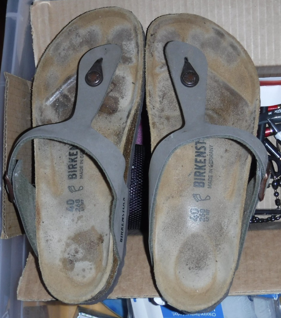 Birkenstock Gizeh Thong Sandals 40 eu sz 9 – 9.5 Gray Taupe Suede footbed