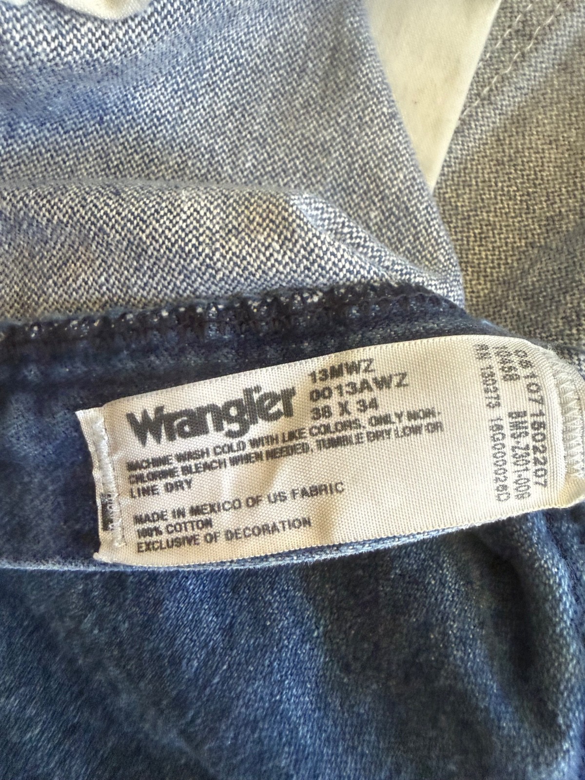 2 (two) pairs of Wrangler jeans si3 38/34