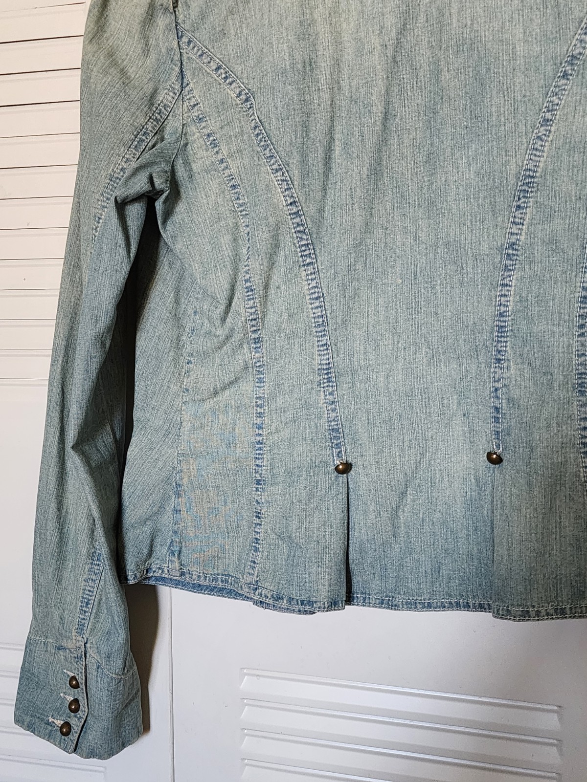 Lauren Jeans Co Ralph Lauren Women’s Blue Acid Washed Denim Jacket (M)