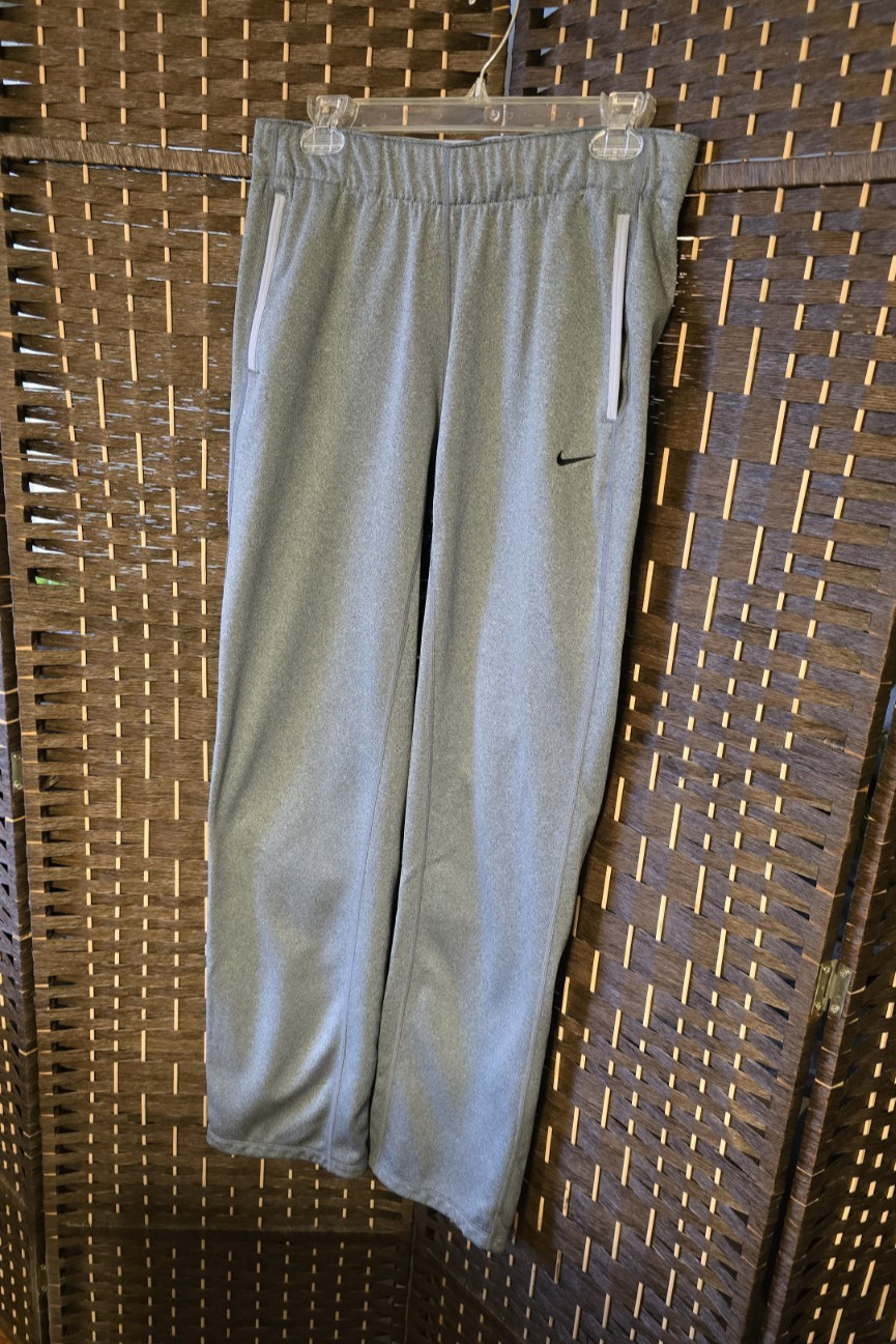 Nike Therma Training Pants Women’s Dri-FIT Gray Fleece Small Adjustable Hem EUC