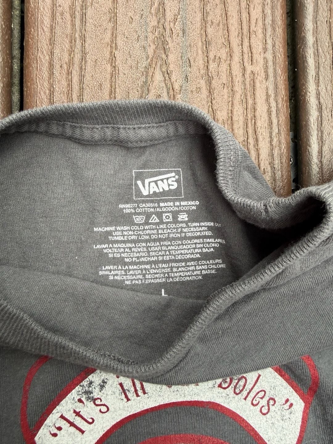 Vans Off The Wall Skull Graphic T-Shirt Gray It’s In Our Soles