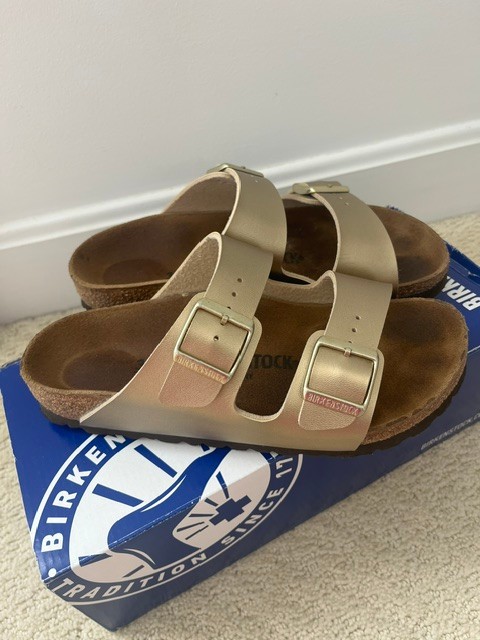 Birkenstock Arizona Sandals Gold Buckle – Size 36