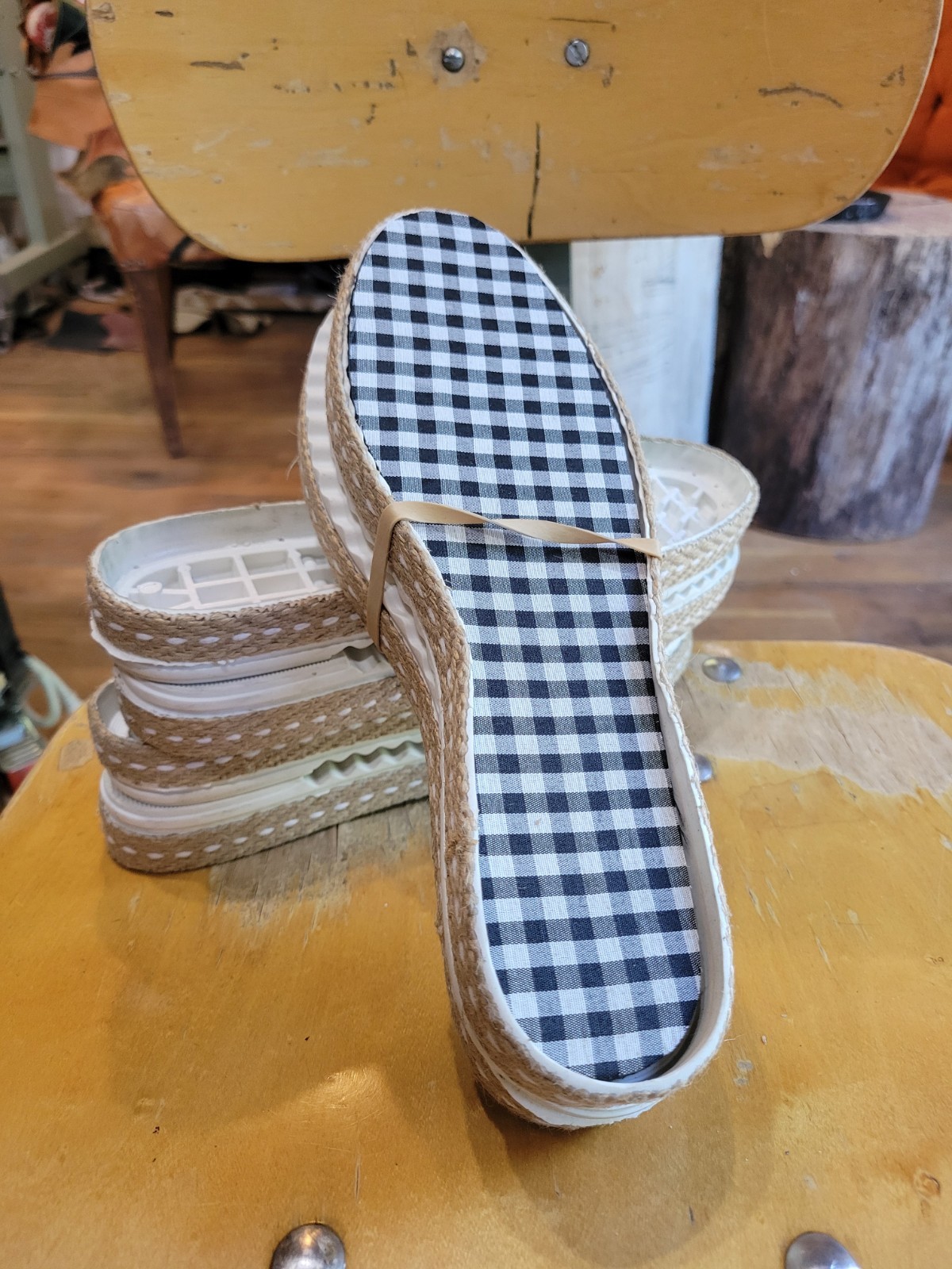 “Loren” Woven Soles, 3 pairs, sizes 36, 37, 38 White, Corrugated rubber soles