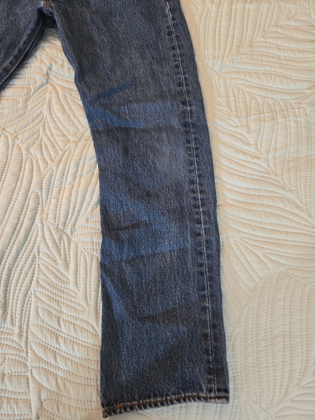 Mens Levi’s 501 Button Fly Straight Leg Blue Stone Wash Red Tag 32W 30L UGC