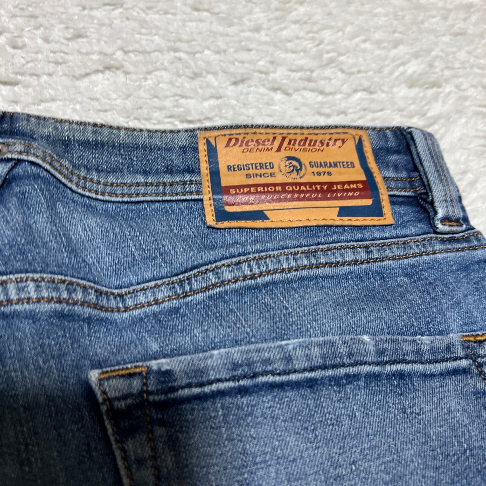 Diesel Jeans Men 32×32 Blue 1985 Larkee Straight Fit Relaxed Denim Casual
