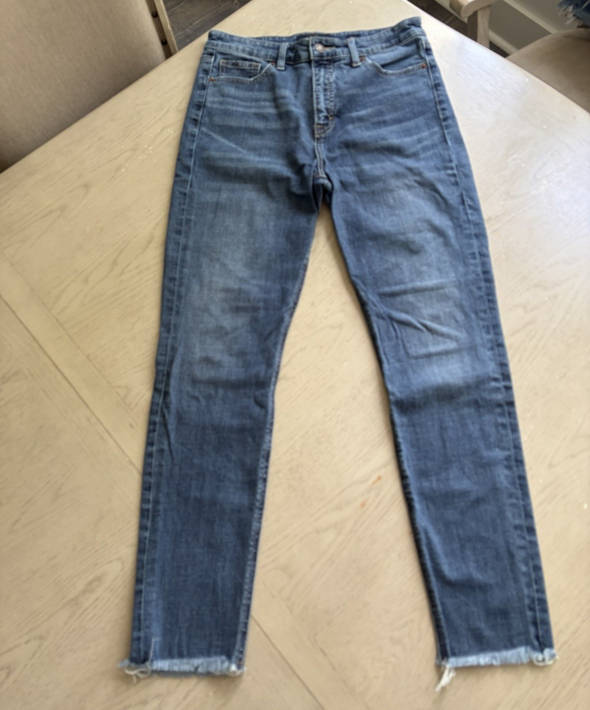 Lucky Brand Women’s Skinny Slim Fit Blue Medium Wash Mid Rise 5-Pocket Jeans