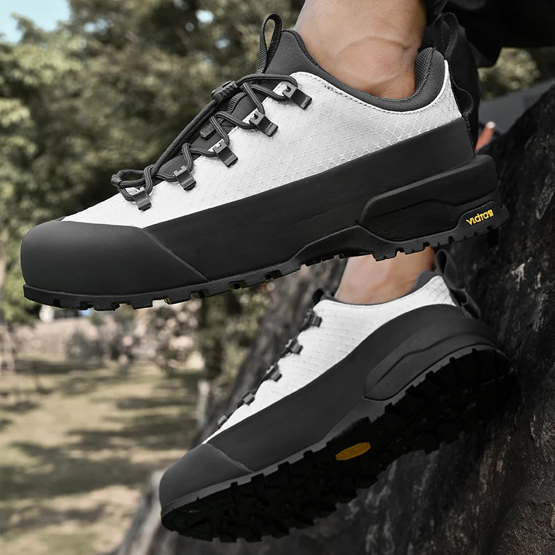 Men’s Lightweight Sneakers Casual Walking Non-Slip Breathable Mesh Sports Shoes