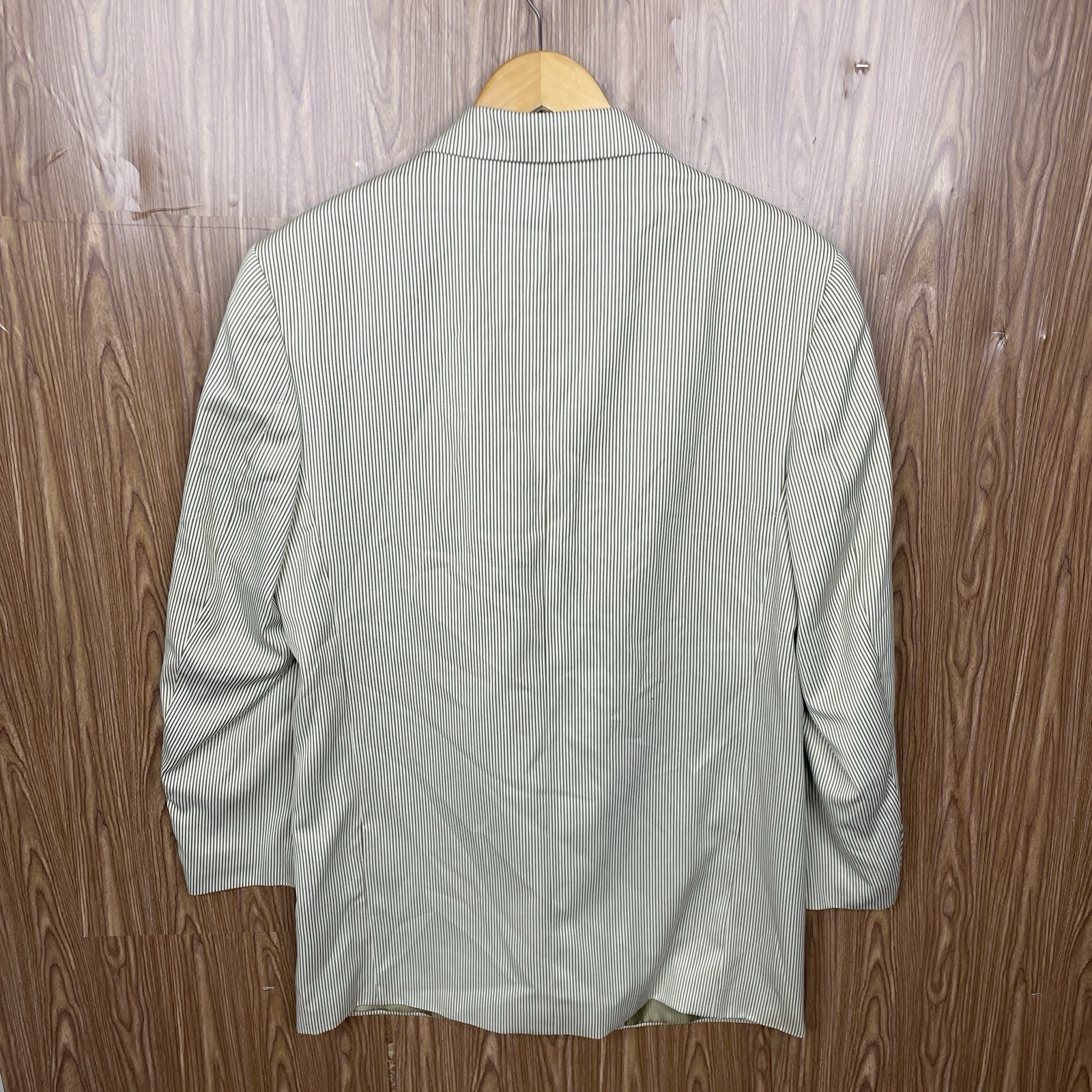 Lineage Sport Coat Mens 42L Gold White Striped Rayon Polyester Four Buttons