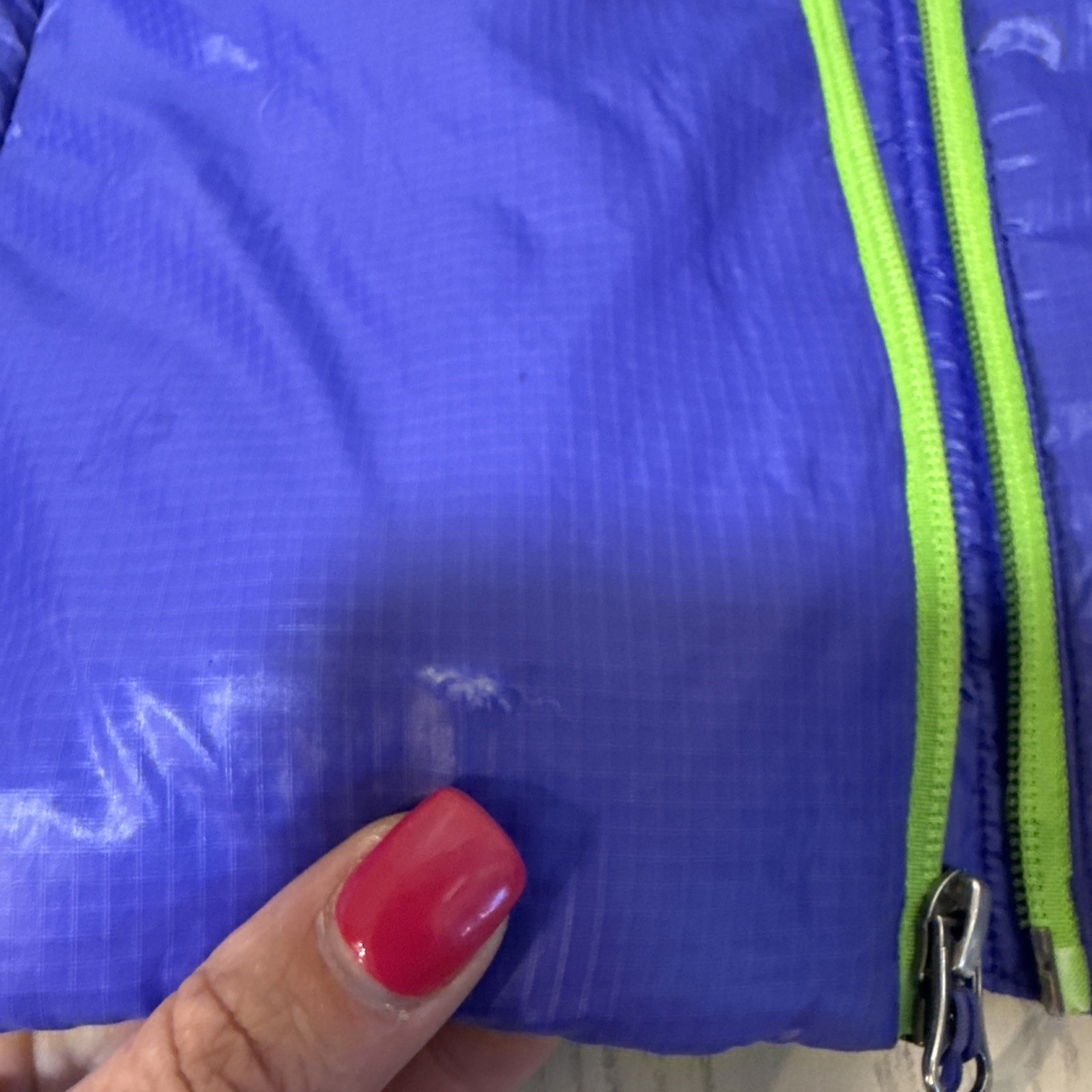 Marmot Dena Nylon/Polyester Purple Hooded Insulated Jacket Women’s XS/S