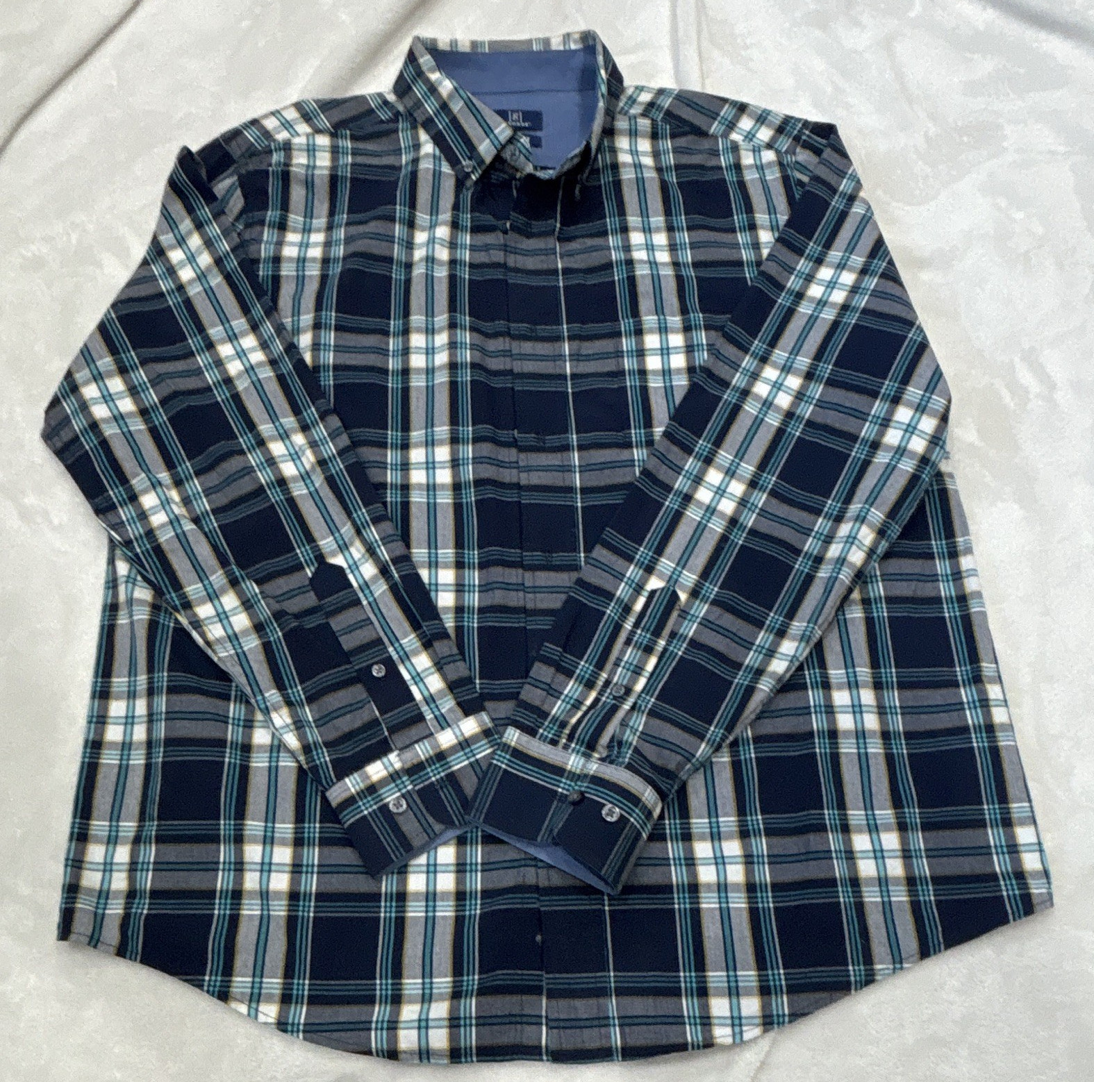 George Classic Fit Men’s Plaid Long Sleeve Point Collar Button-Up Shirt L