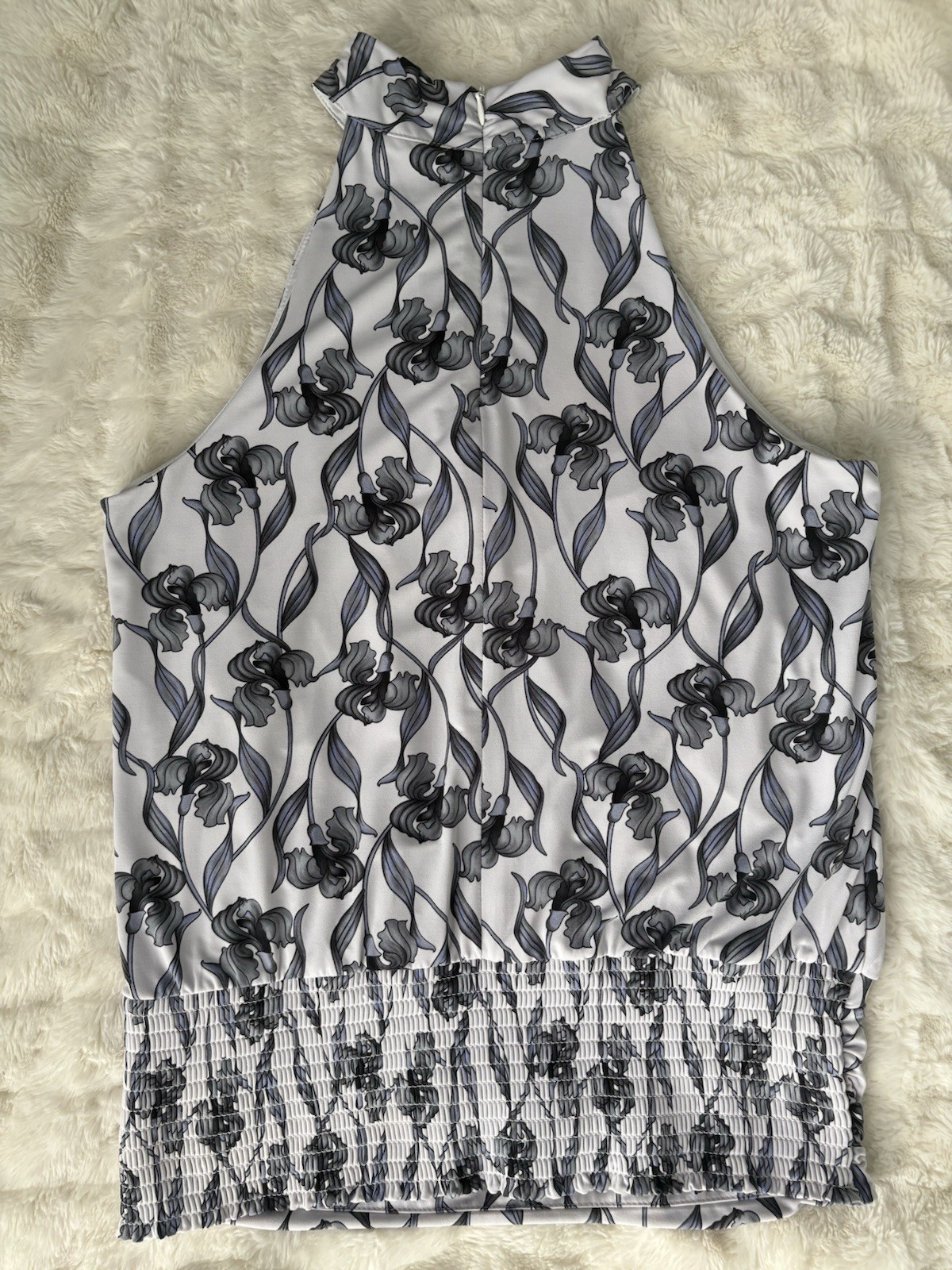 Catherine Malandrino Halter Top Floral Iris Keyhole Smocked Blouse White Grey M