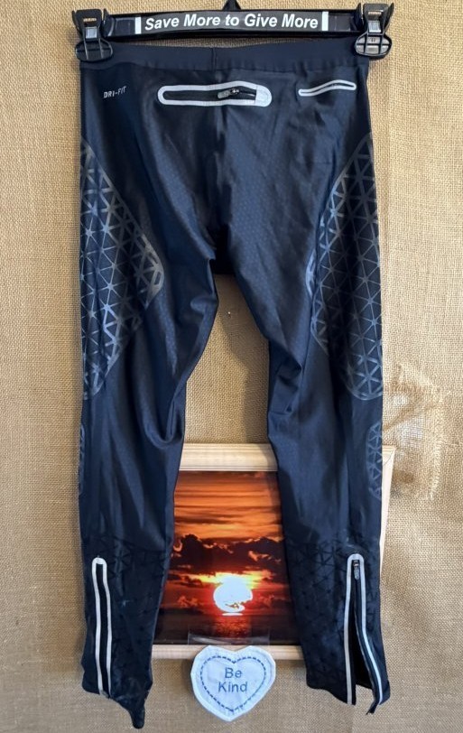 NWT Nike Dri-Fit Swift Running women’s black S leggings compression Cambodia