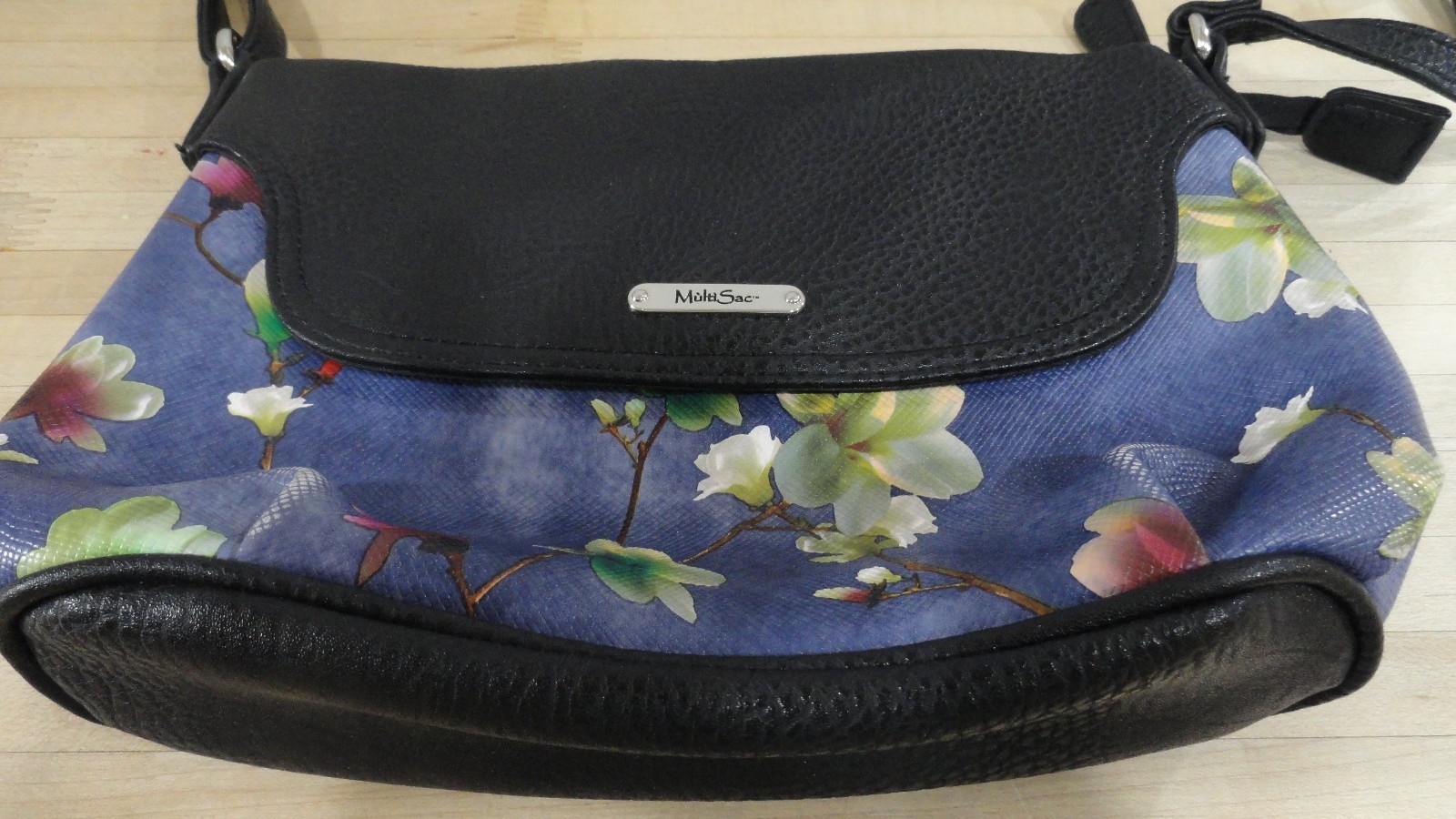 MULTI SAC Blue Floral Crossbody Multi Compartment Purse Bag Adjustable Strap