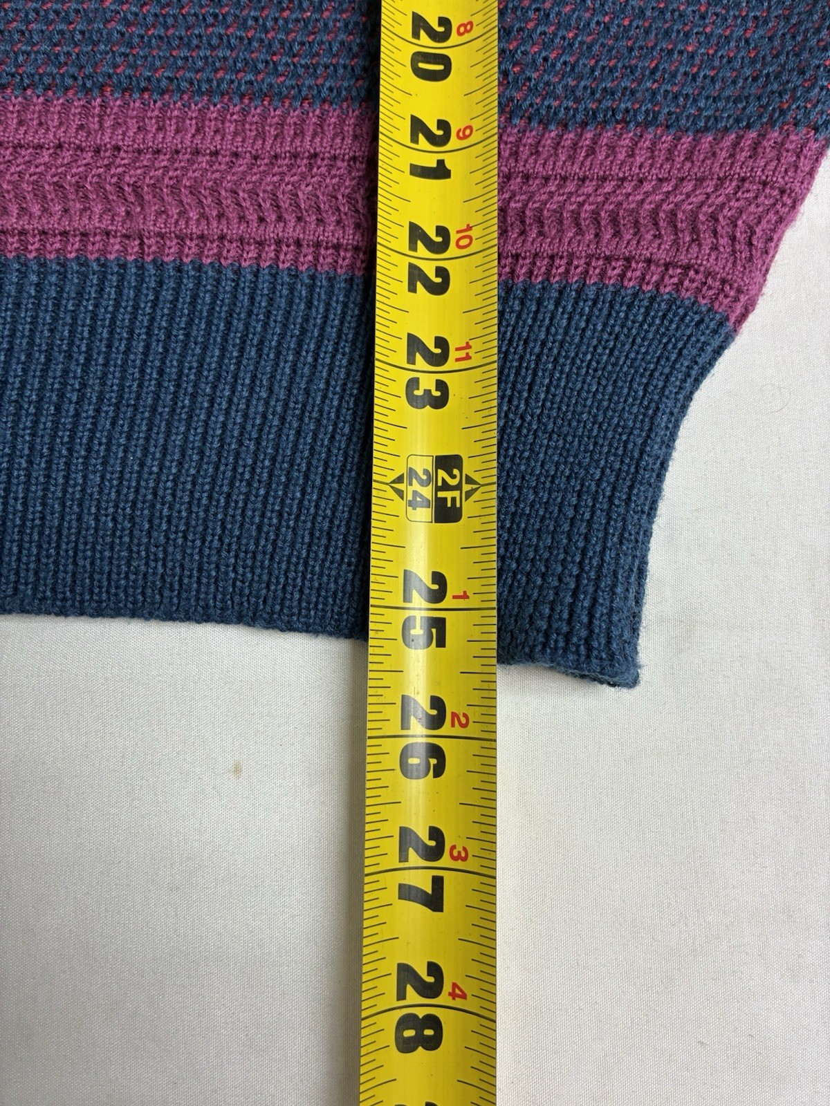 Head Sportswear Woman’s Small Size 4-6 Hand Wash Only Cold Water 30% Wool