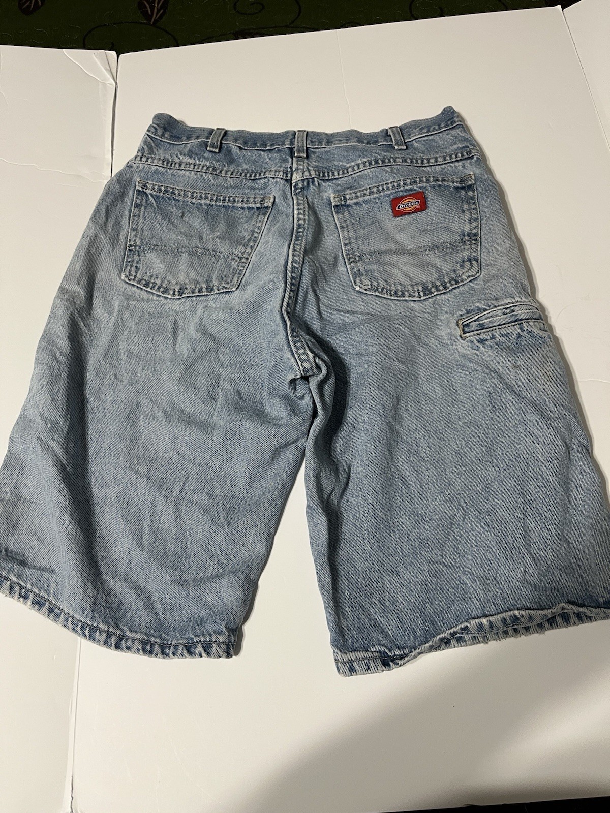 Dickies Men’s Relaxed Fit Light Wash Blue Denim Cargo Shorts, Zip Fly