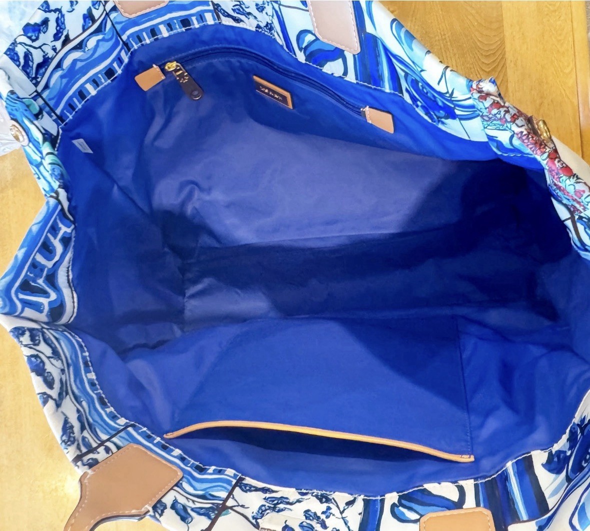 Tory Burch Multicolor Floral Tote Bag Tan Leather Trim Blue Lining Magnetic