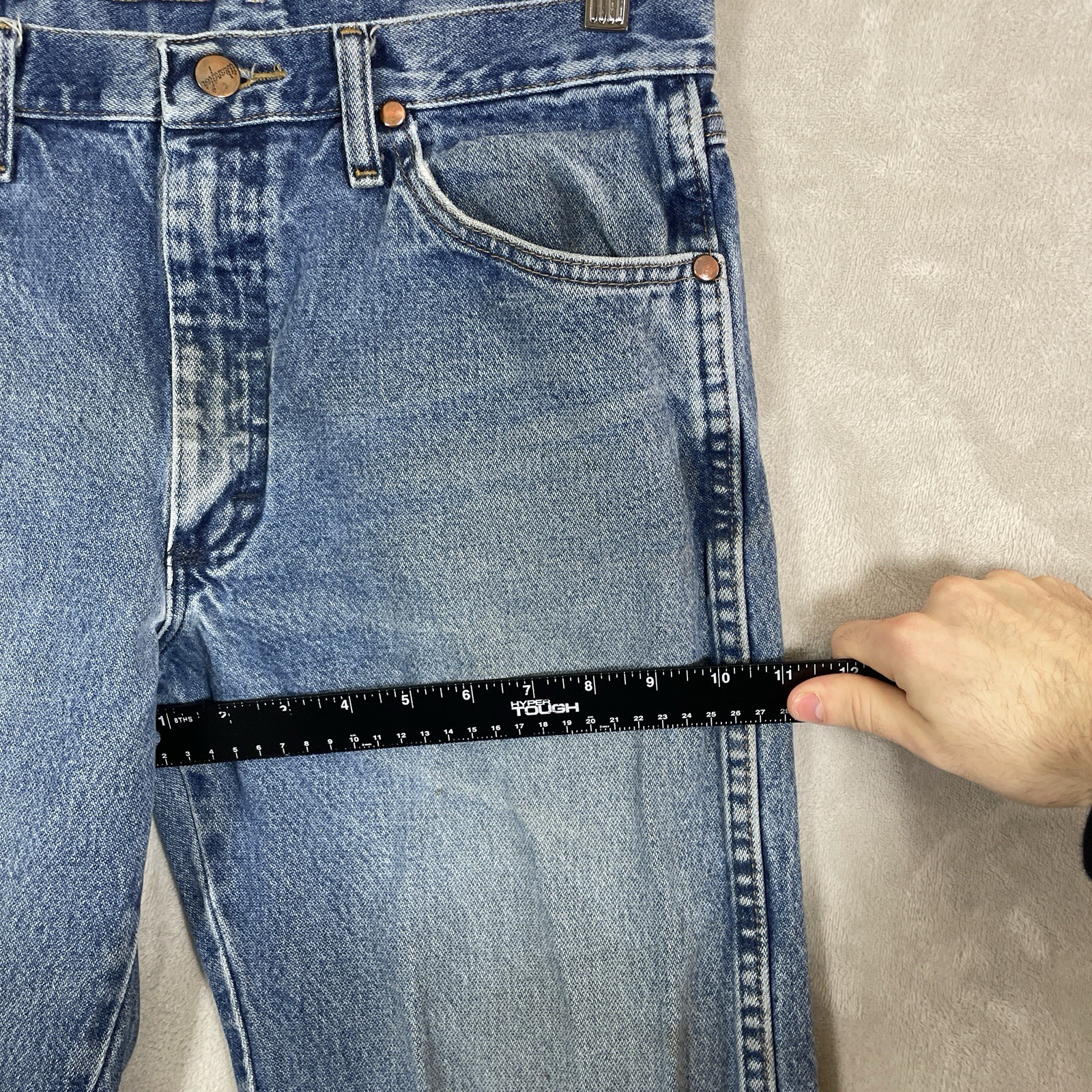 Wrangler 13MWZ Jeans 30×34 (fit 29×32) Cowboy Cut Whisker Distressed Faded VTG