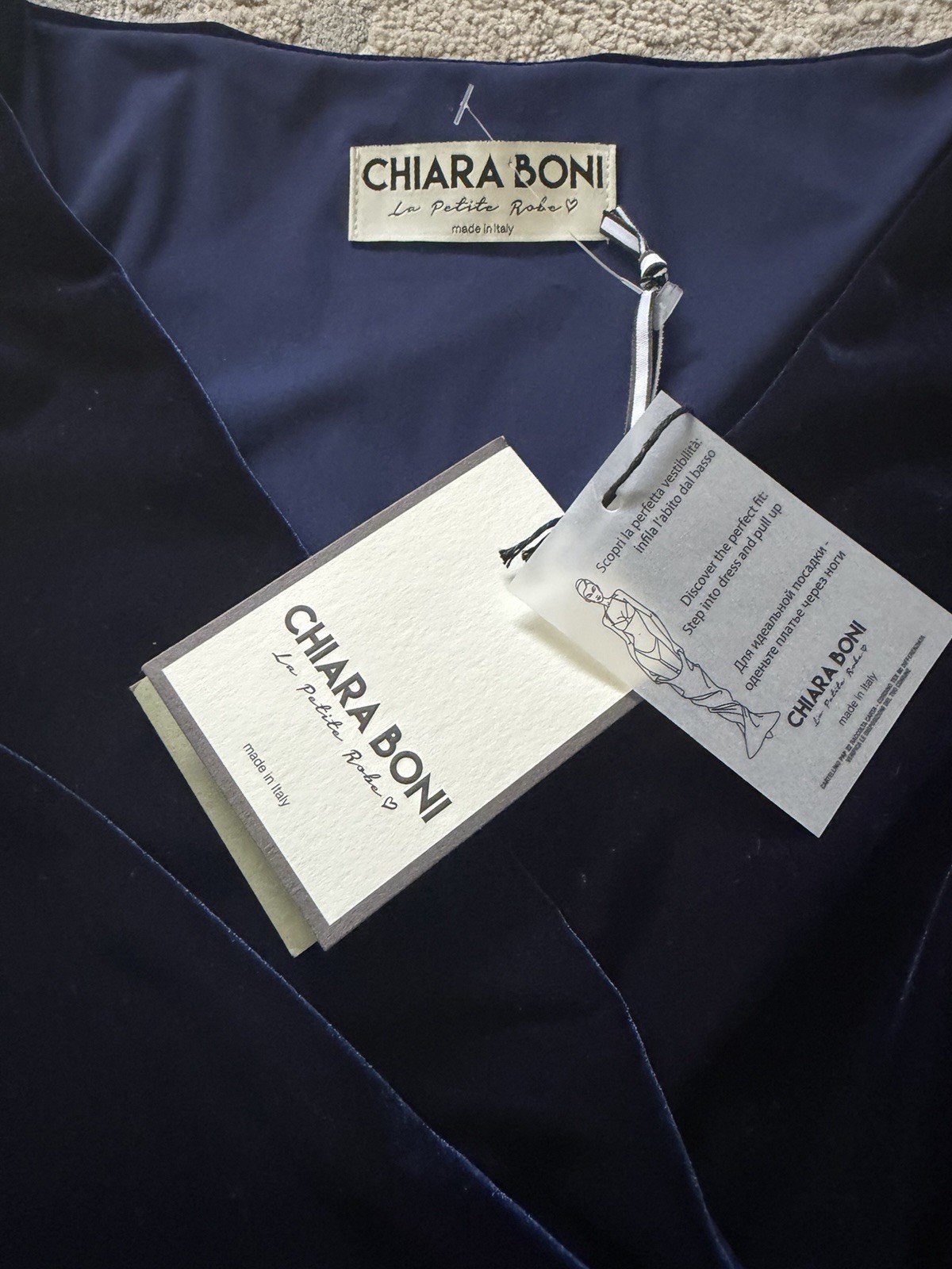 Elegant velvet wrap-style dress by Chiara Boni.