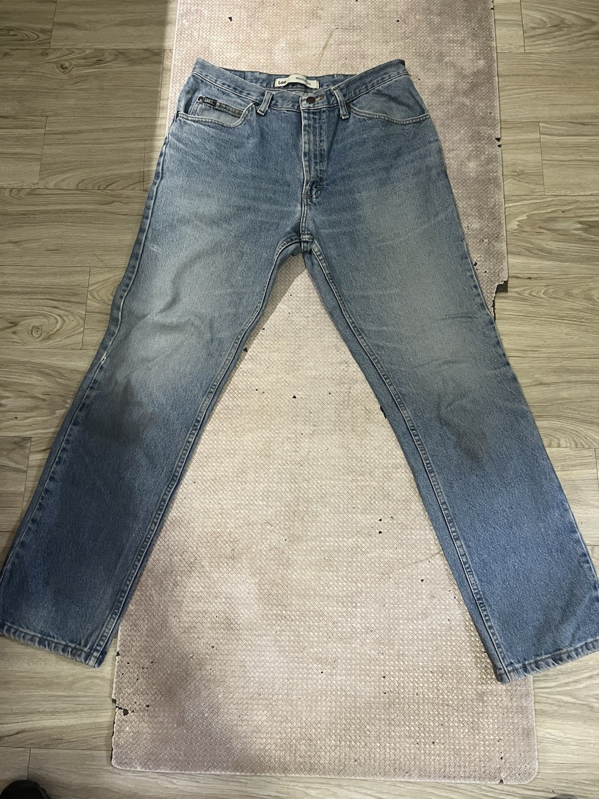 Lee Jeans Mens 34×32 Regular Fit Straight Light Wash Denim 100% Cotton