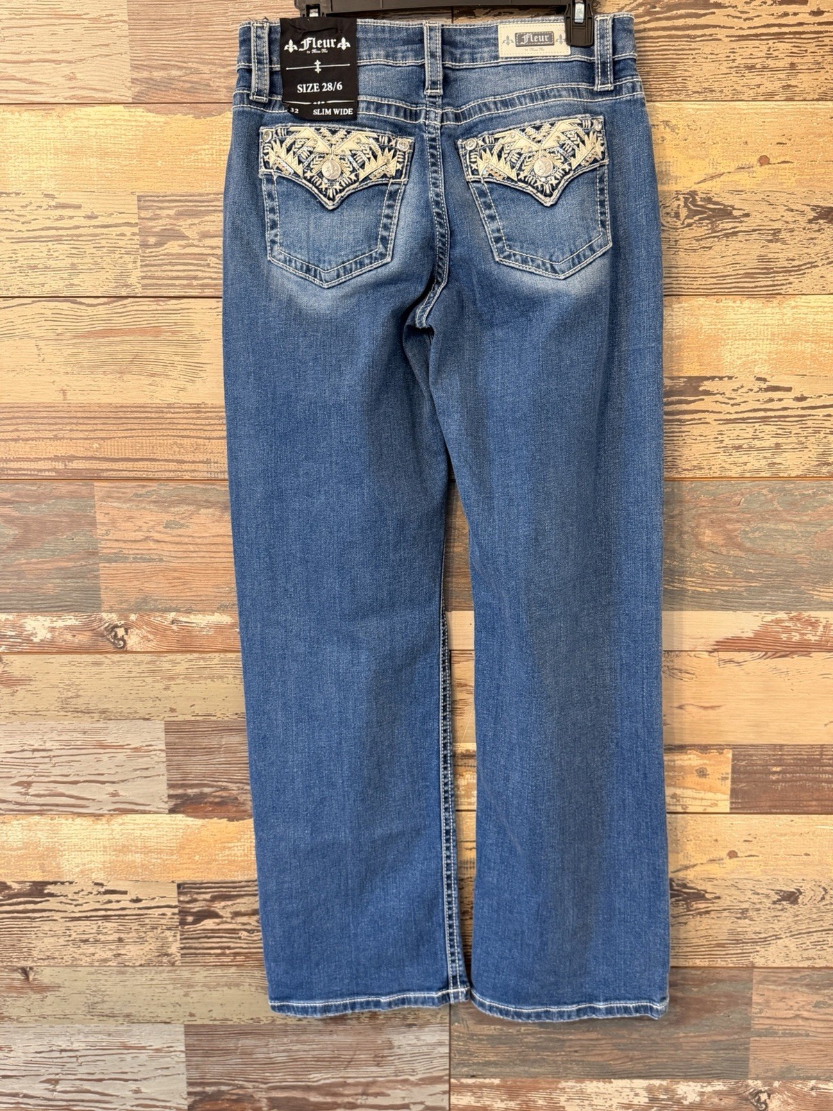 Fleur by Miss Me Women’s Wide-Leg Jeans Slim Fit Medium Wash Blue Embellished